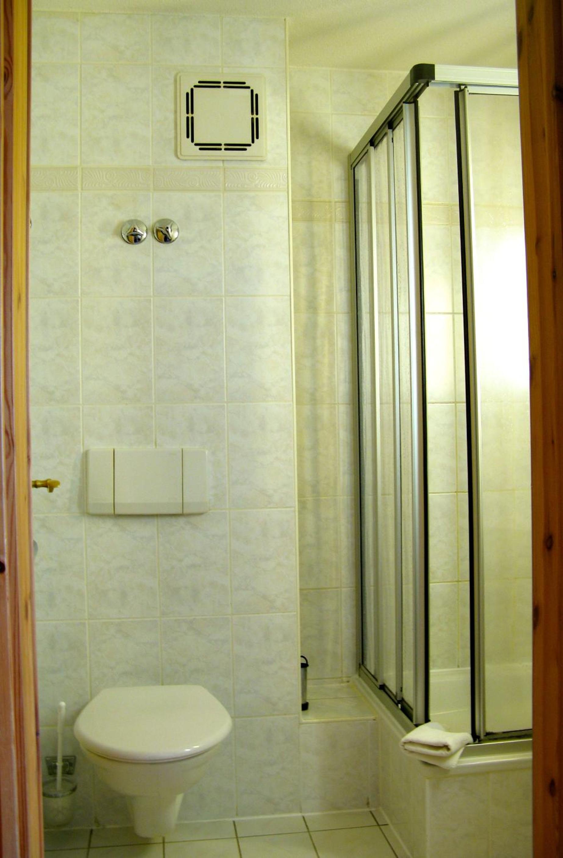 Double or Twin Room photo 3