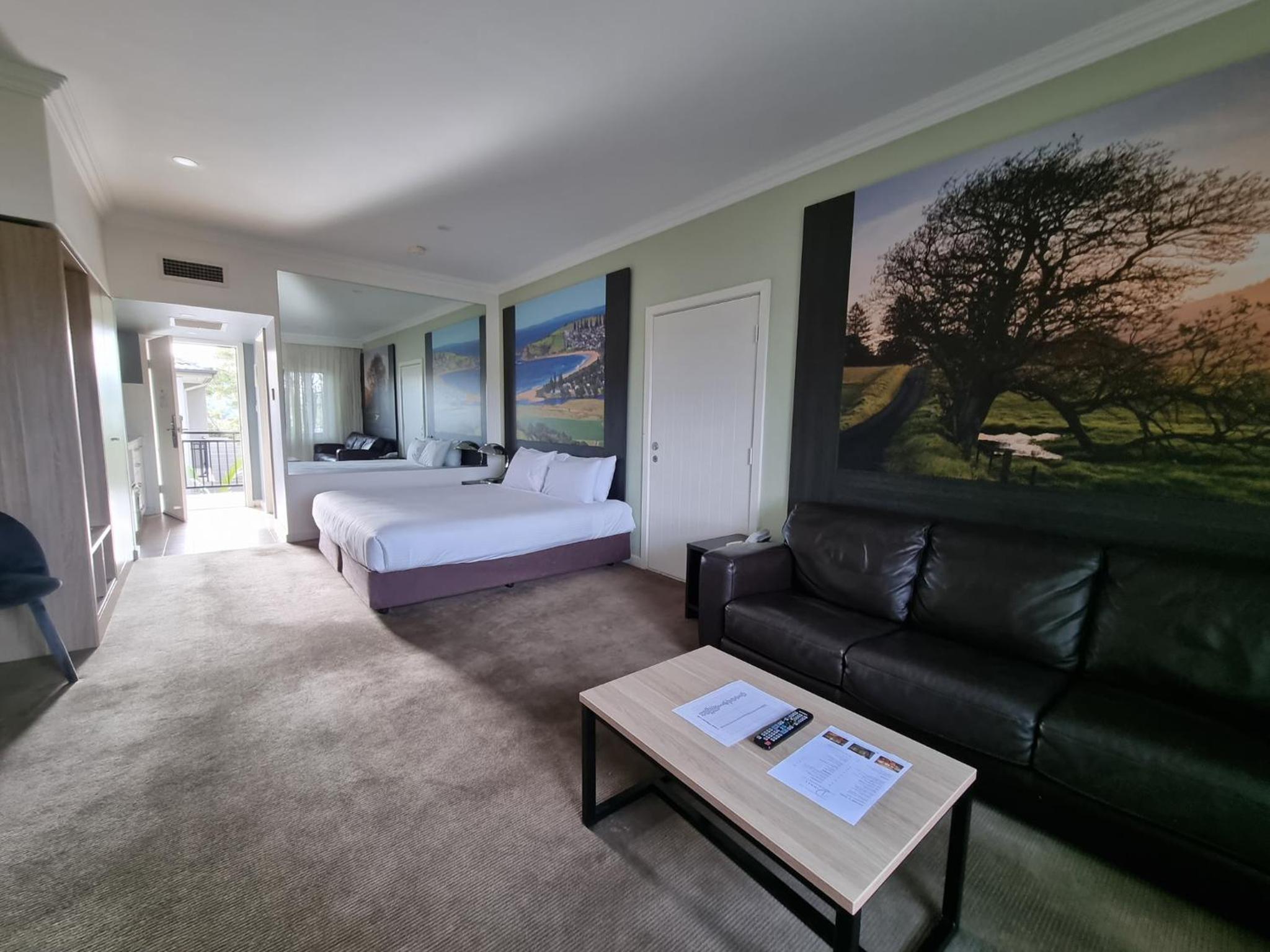 Standard King Room - Photo 2