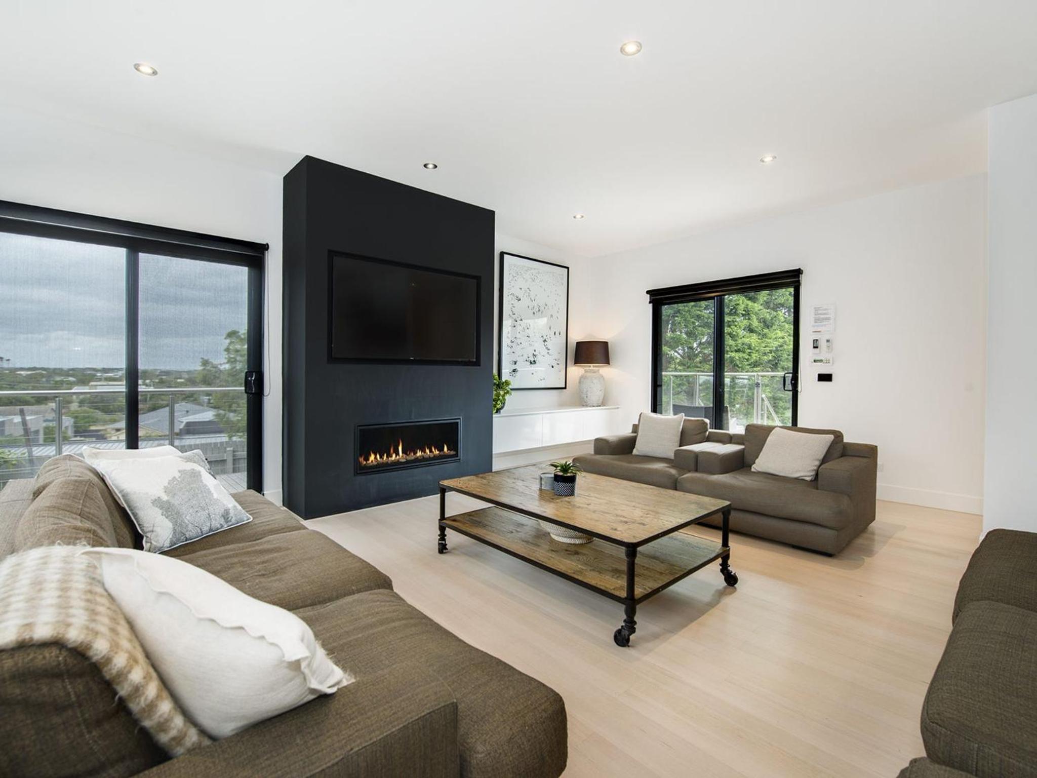 Four-Bedroom House photo 1