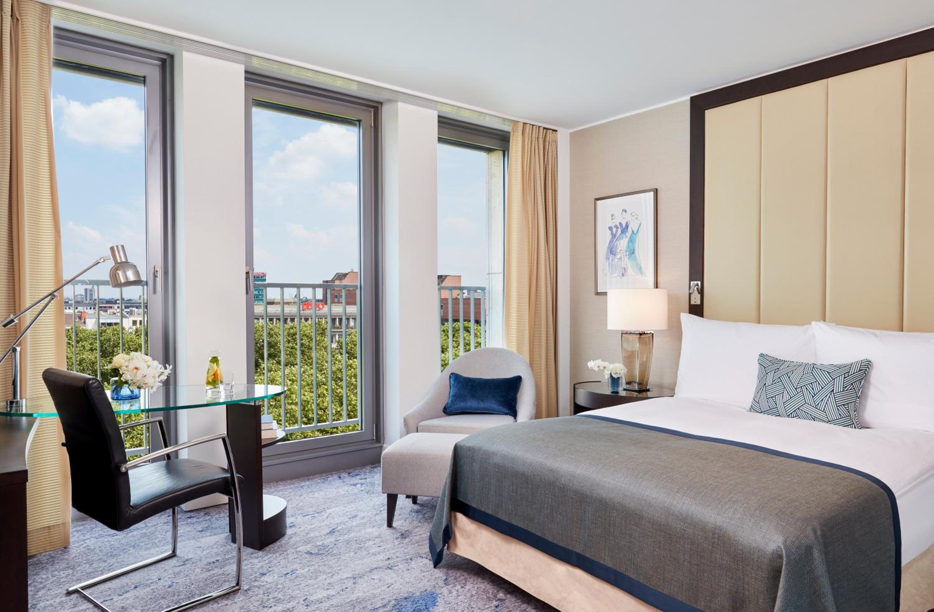 Superior Queen Room