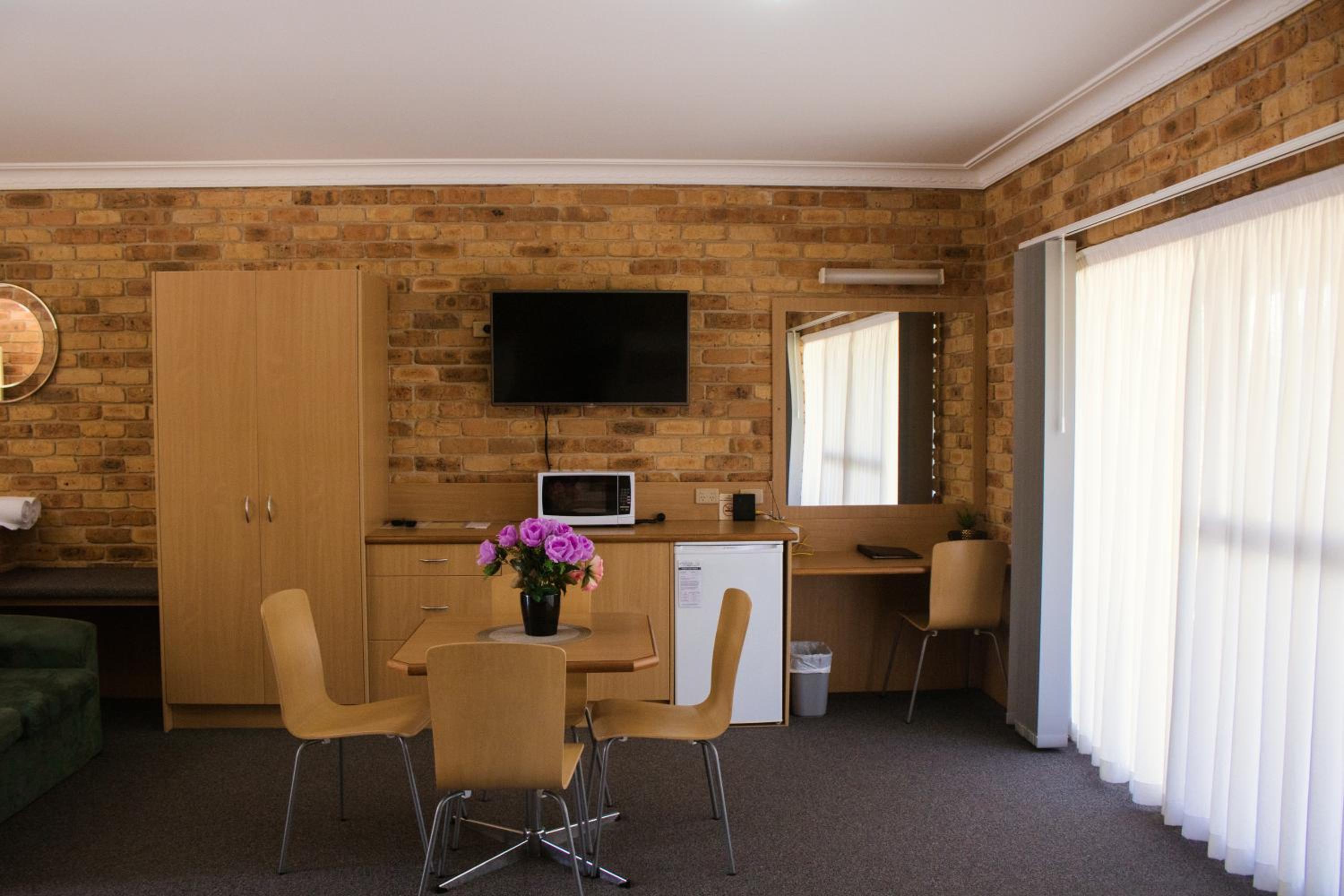 Executive Room with Spa Bath (No Pets Allowed) photo 2