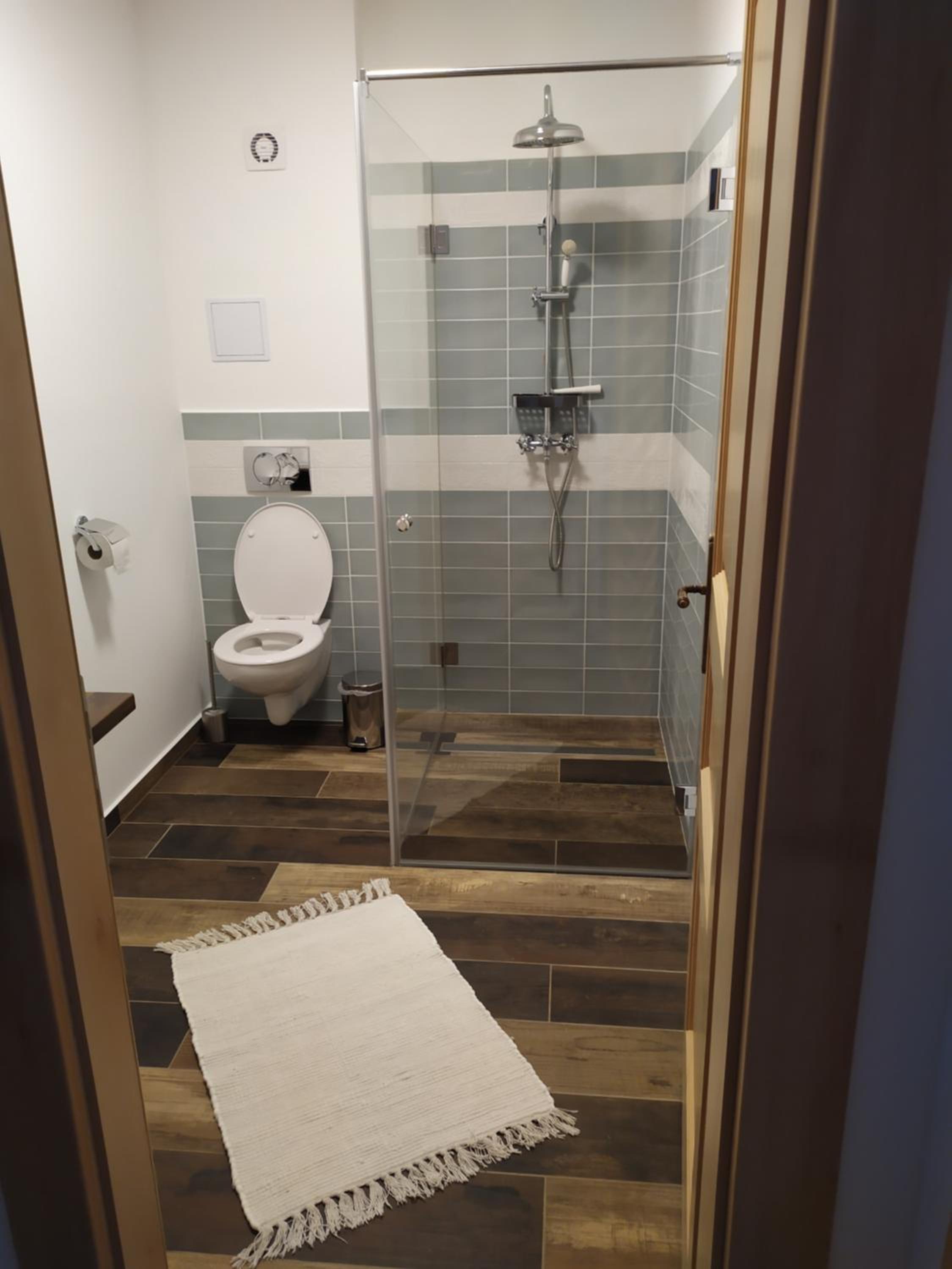 Two-Bedroom Apartment - Photo 3