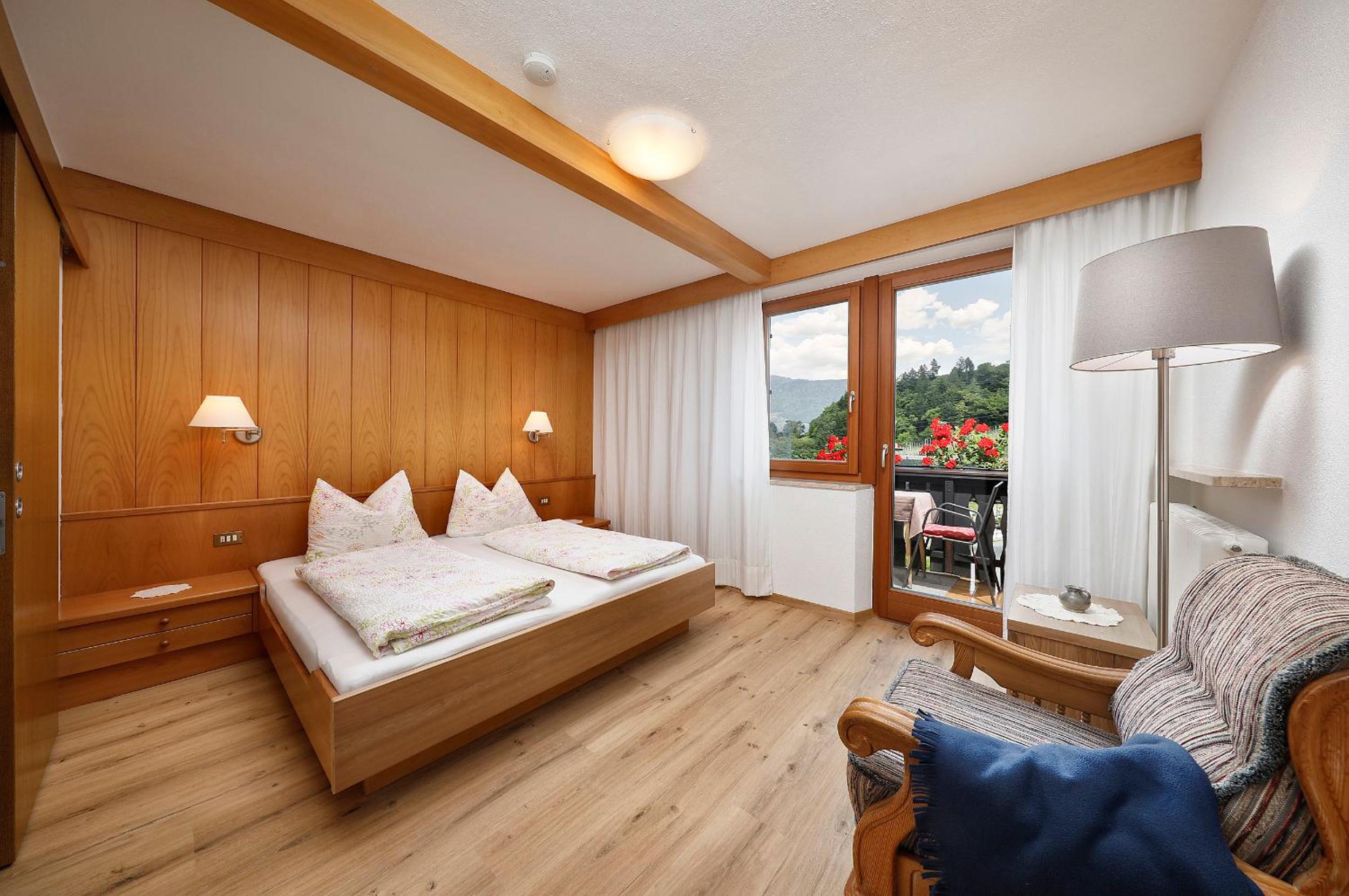 Apartment with Mountain View photo 1