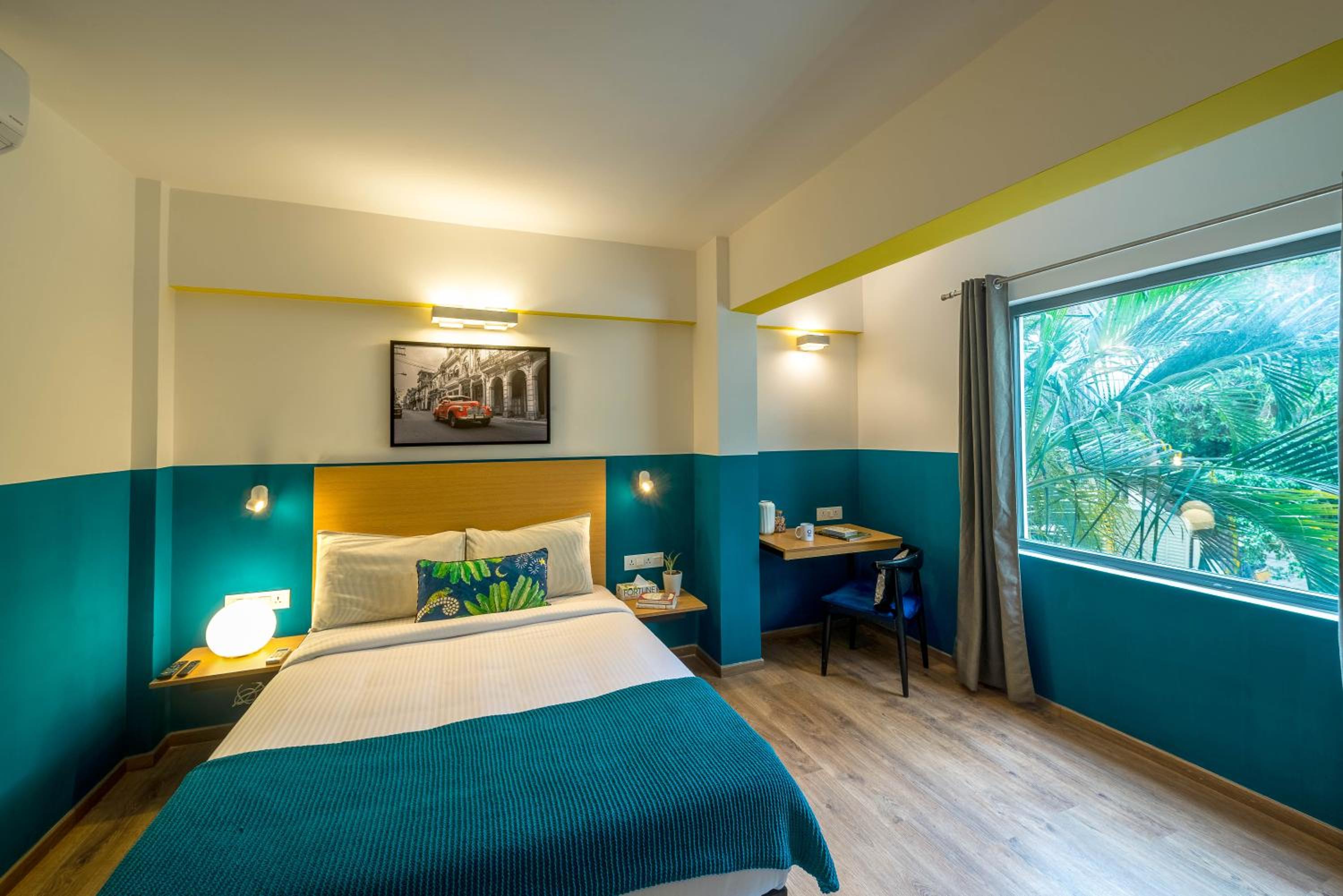 Standard Double Room - Photo 8