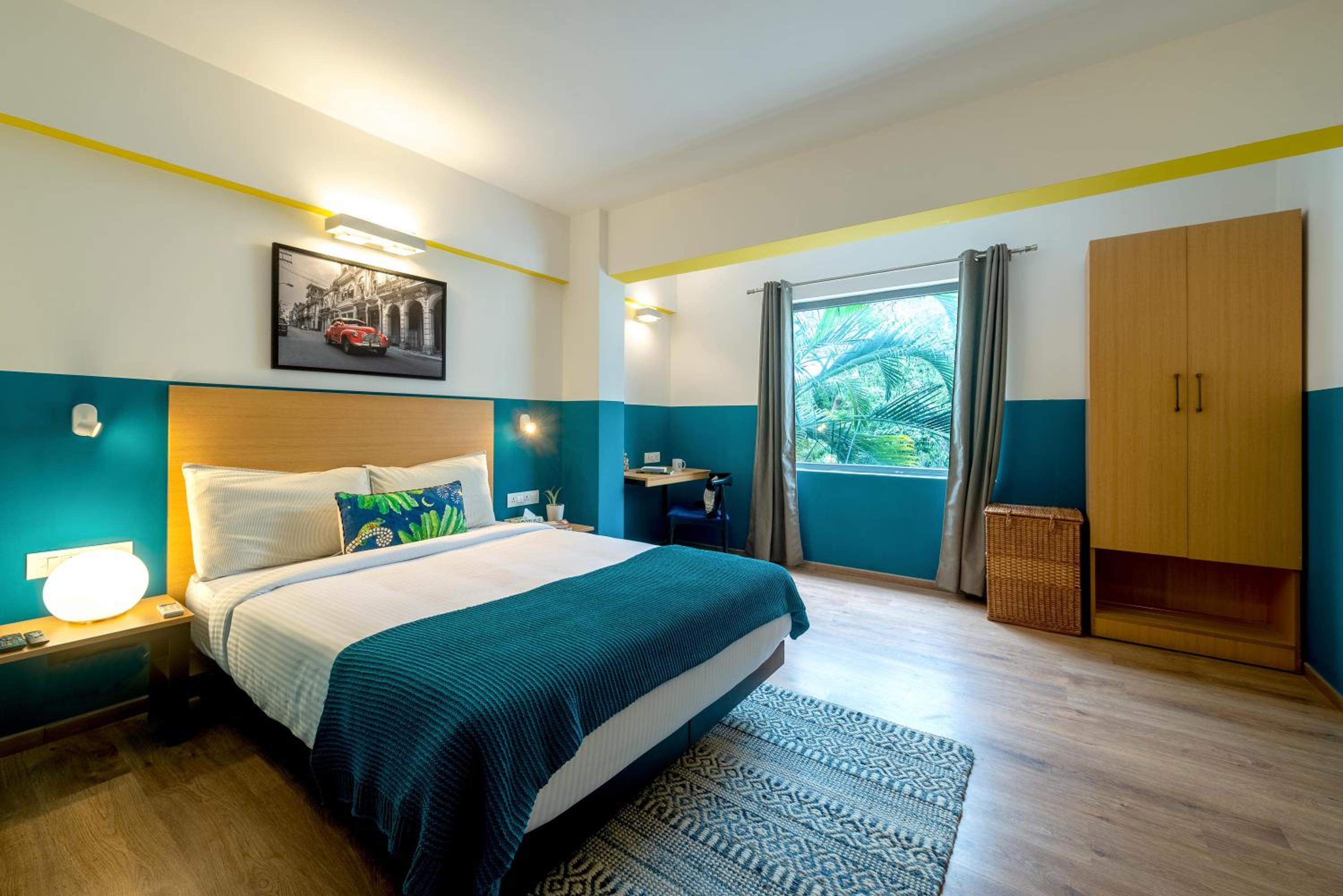 Standard Double Room - Photo 9
