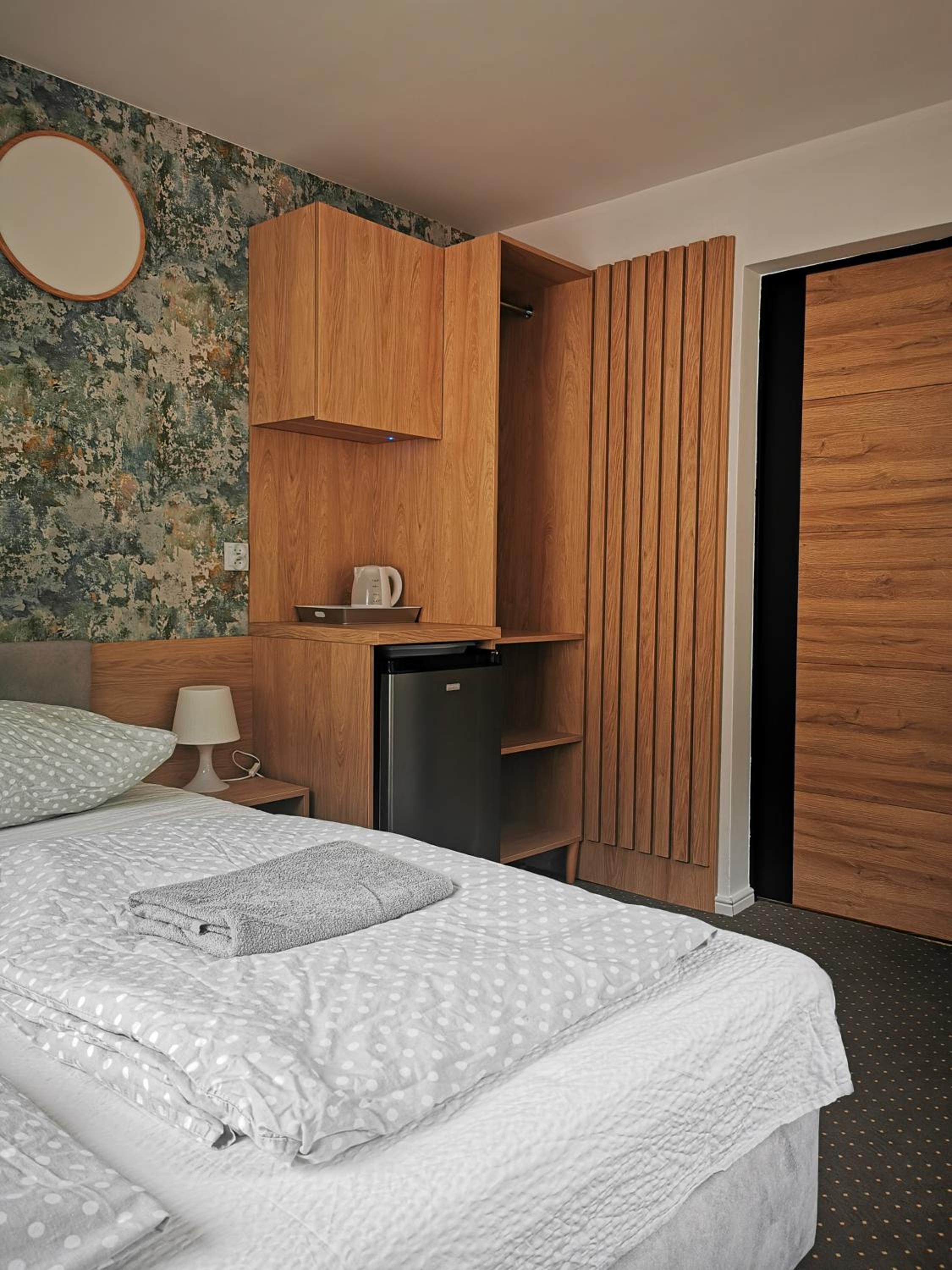 Double Room with Shared Bathroom photo 1