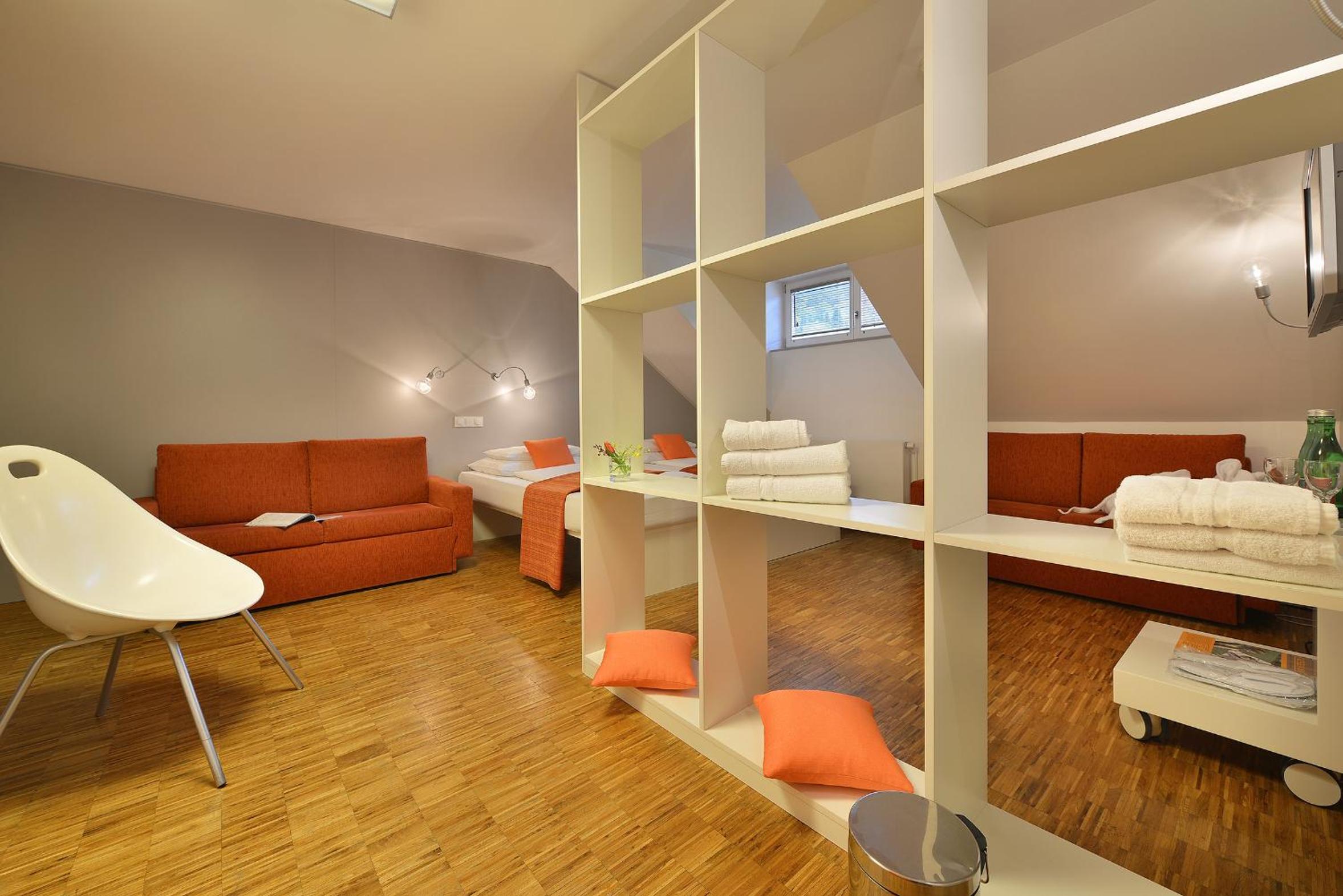 Deluxe Family Suite photo 3