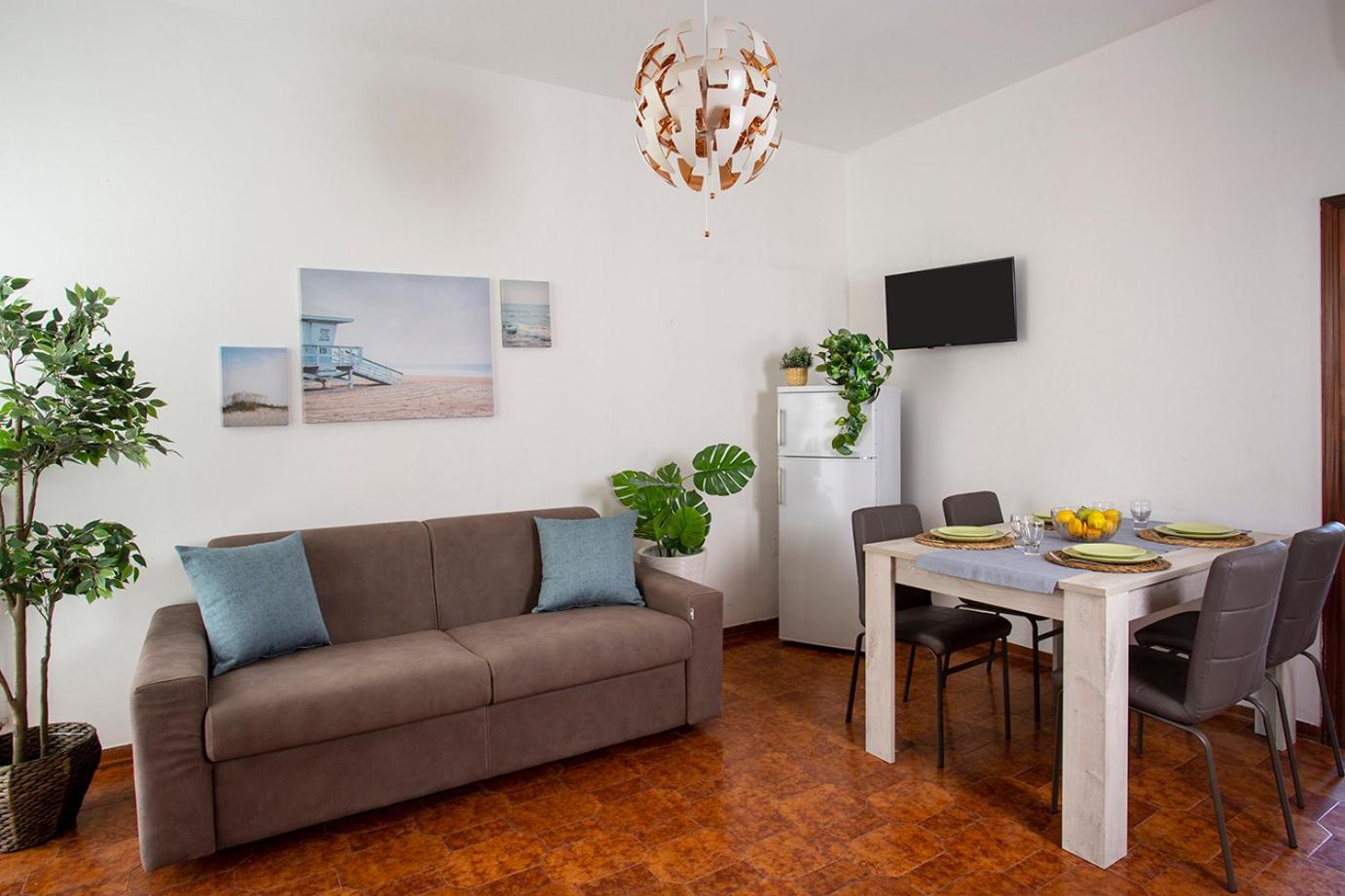 Two-Bedroom Apartment - Photo 4