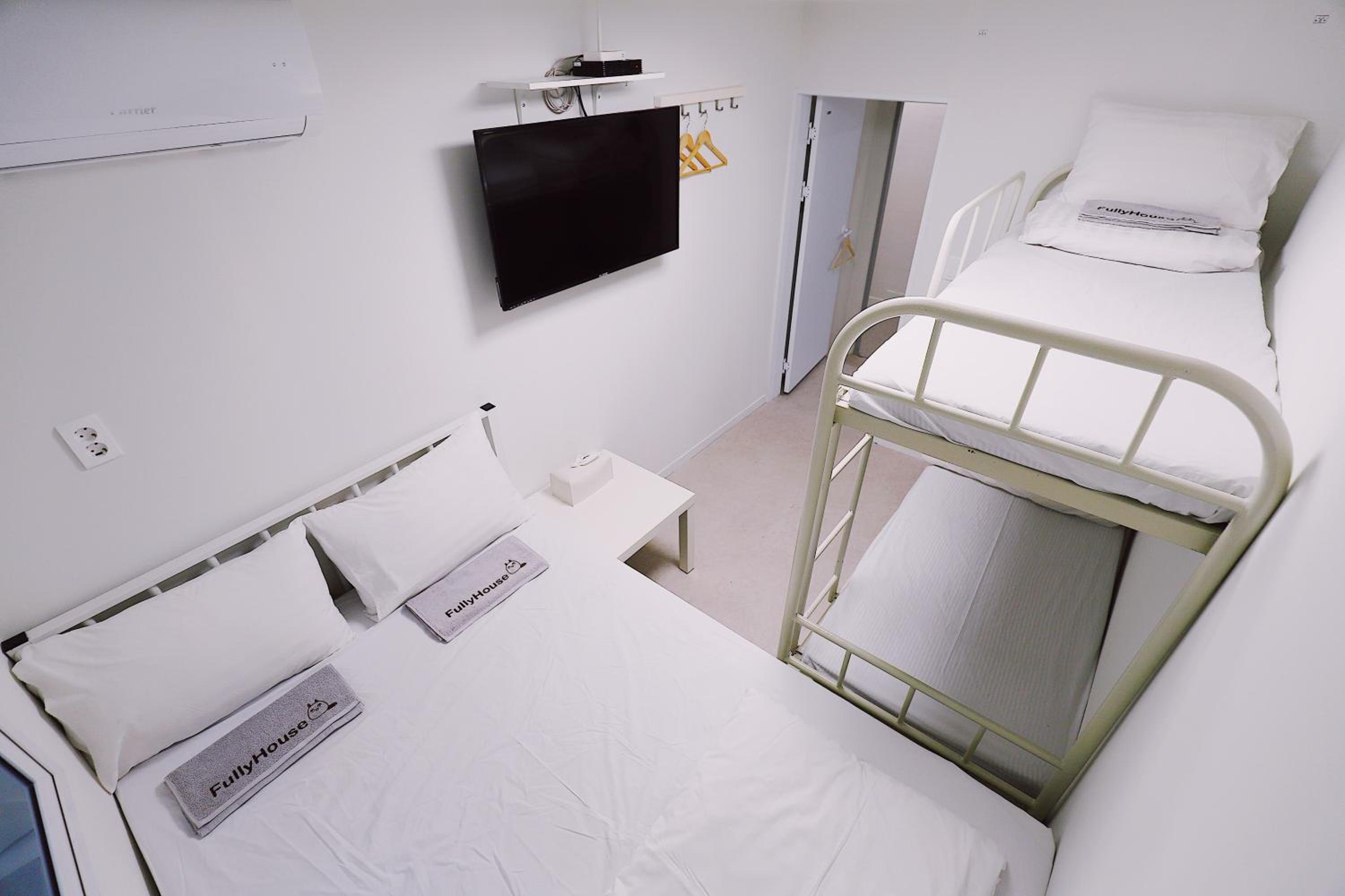 Triple Room - Photo 1