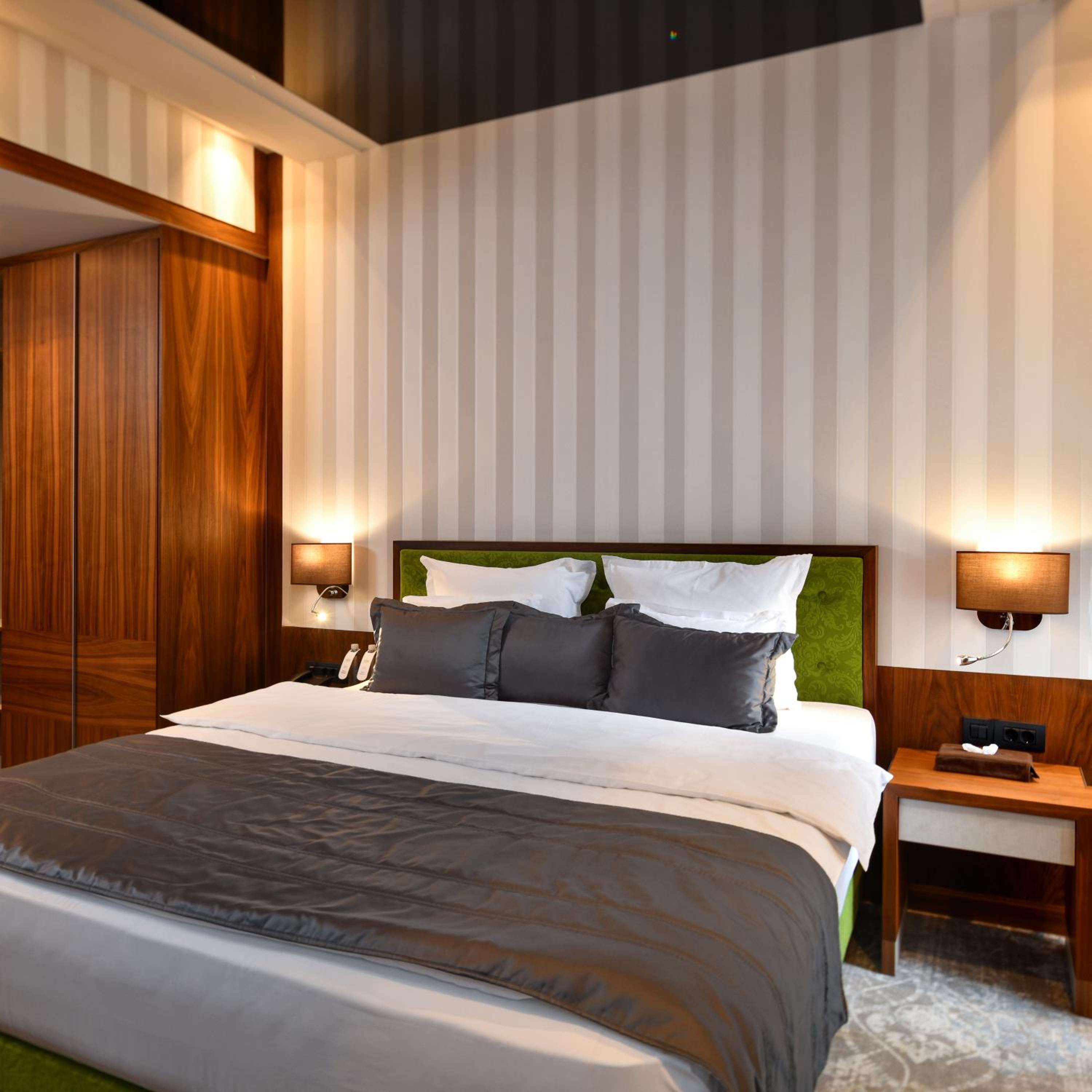Economy Double Room photo 3