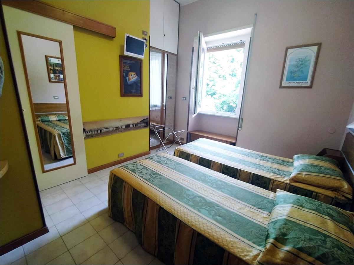 Twin Room with Spa Access photo 2