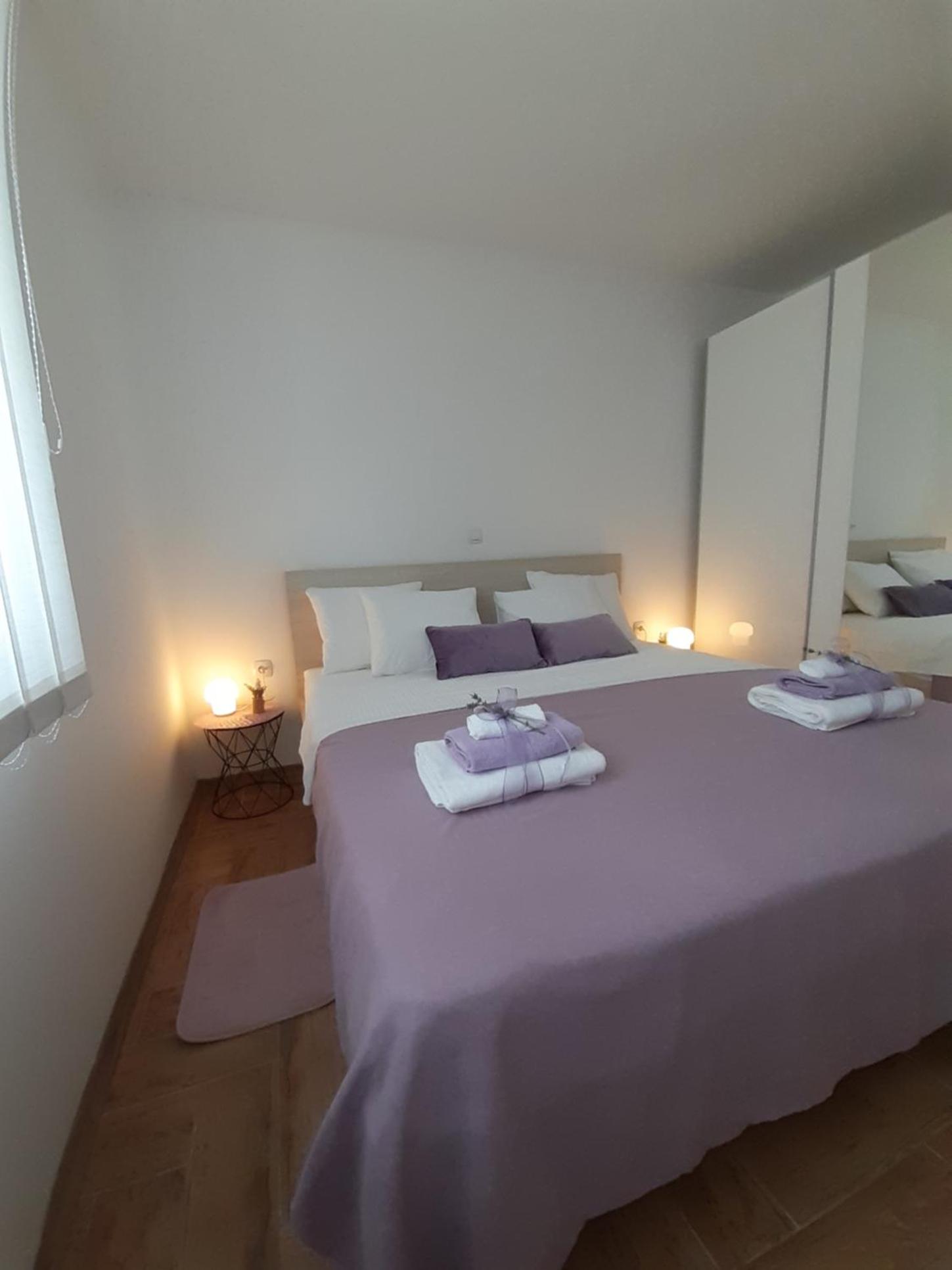 Apartment with Sea View - Photo 24
