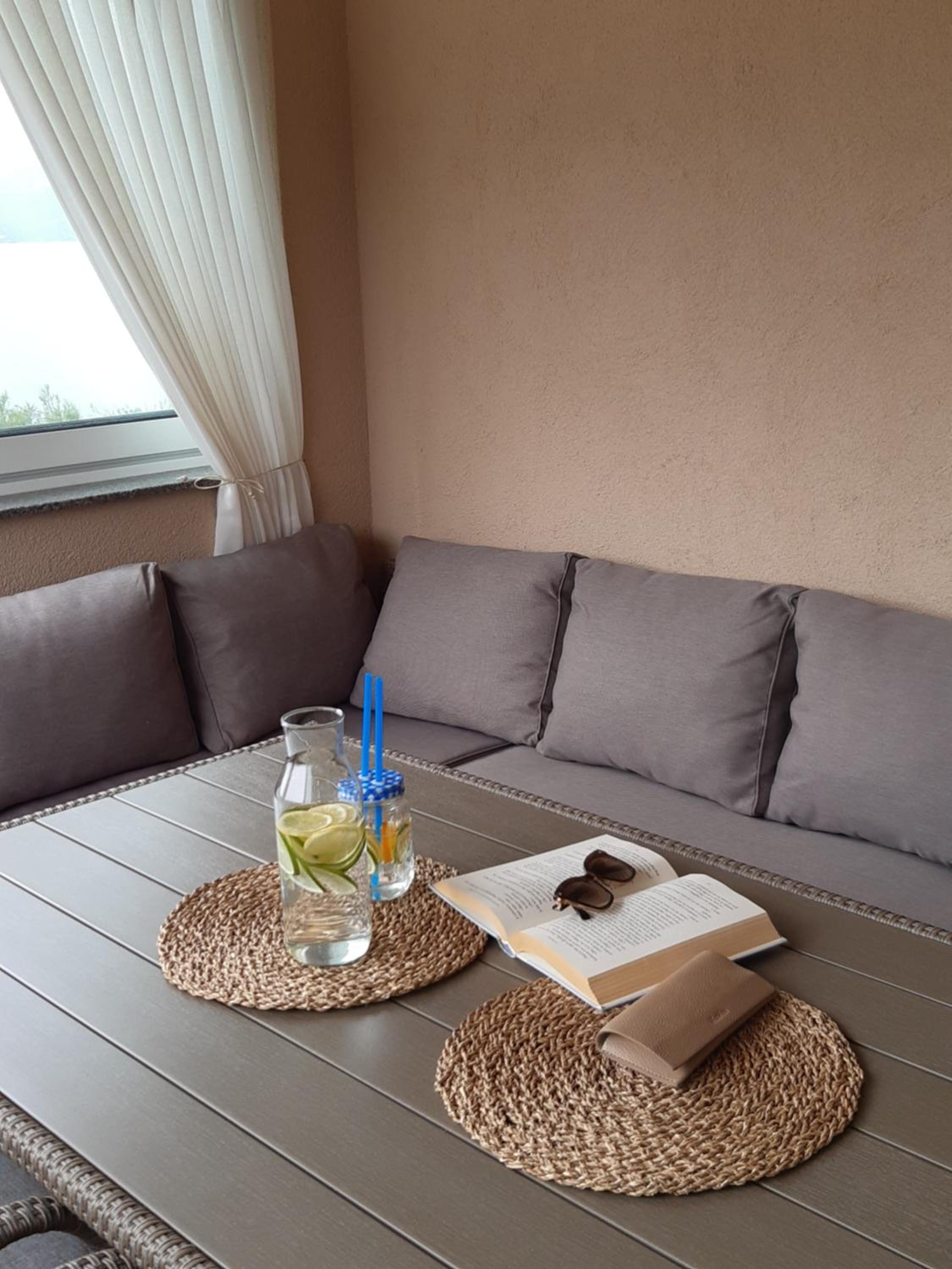 Apartment with Sea View - Photo 18