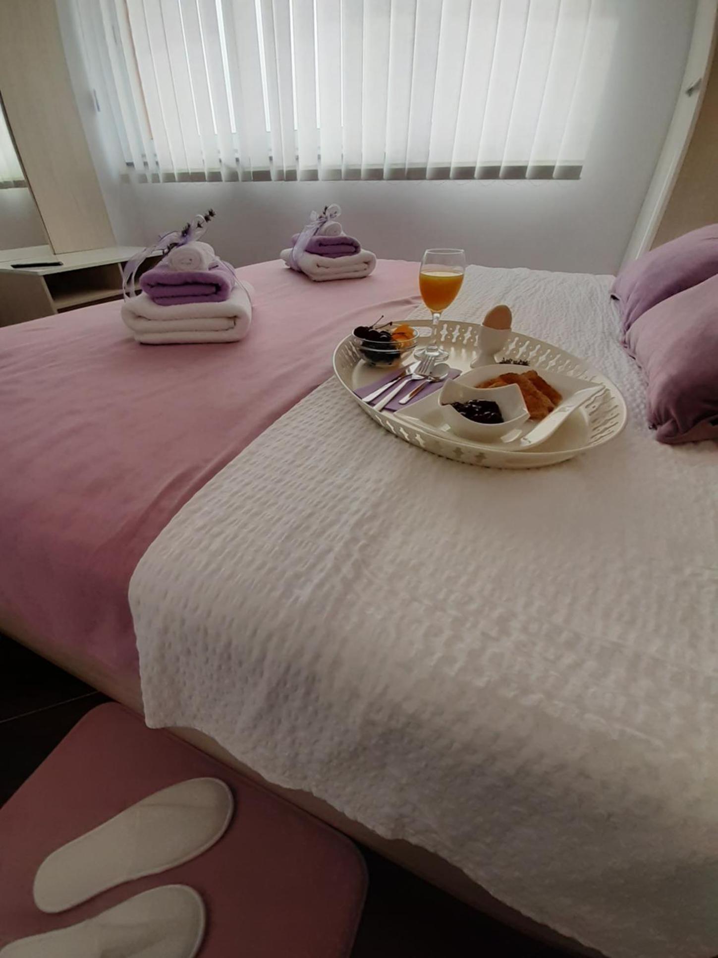 Apartment with Sea View - Photo 26