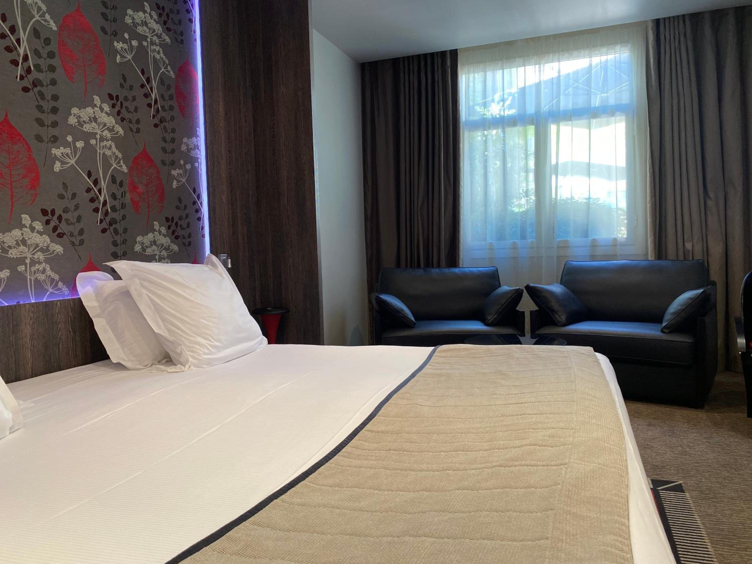 Deluxe Room - Photo 4