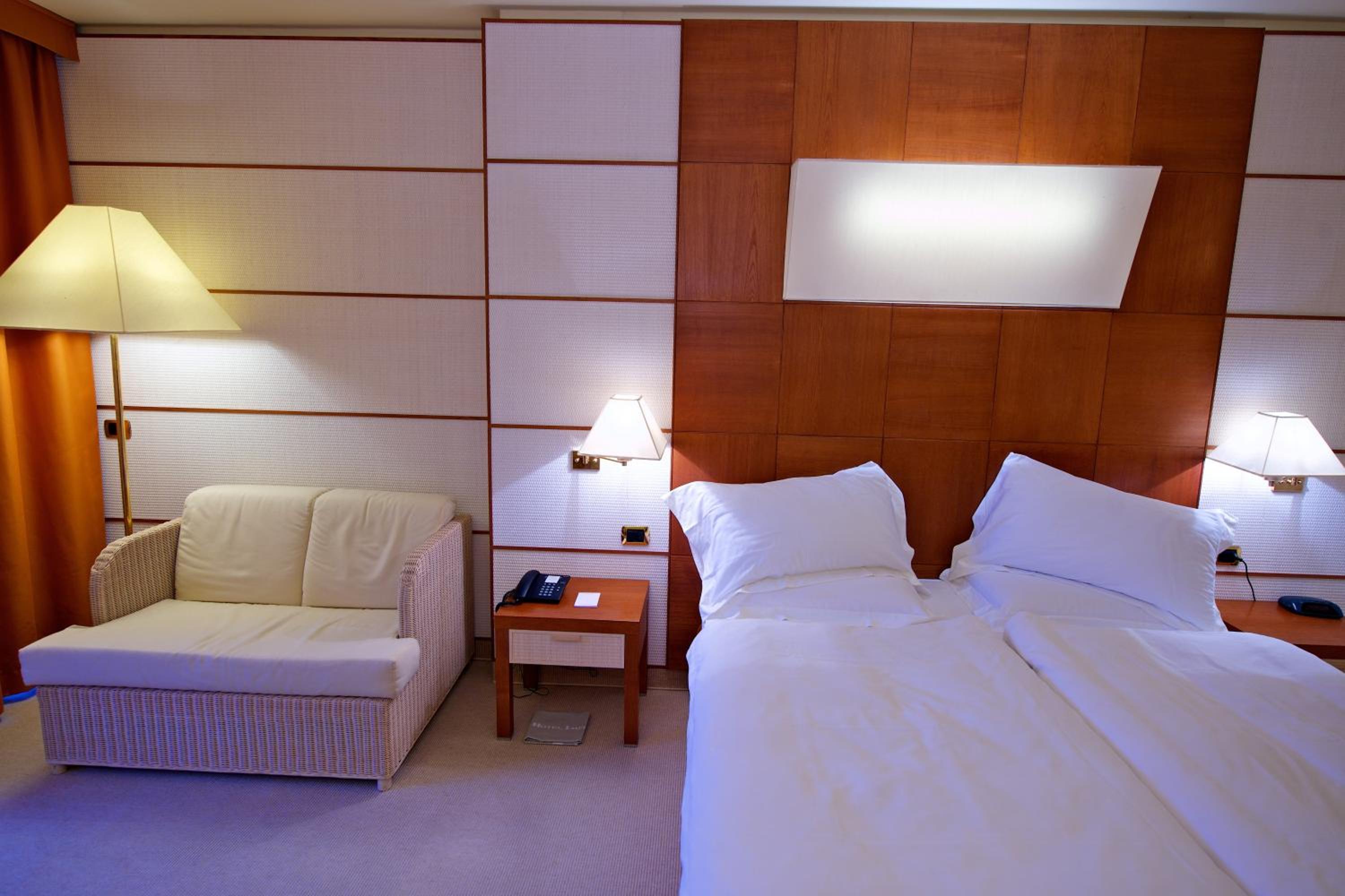 Comfort Junior Suite with Garden View photo 3