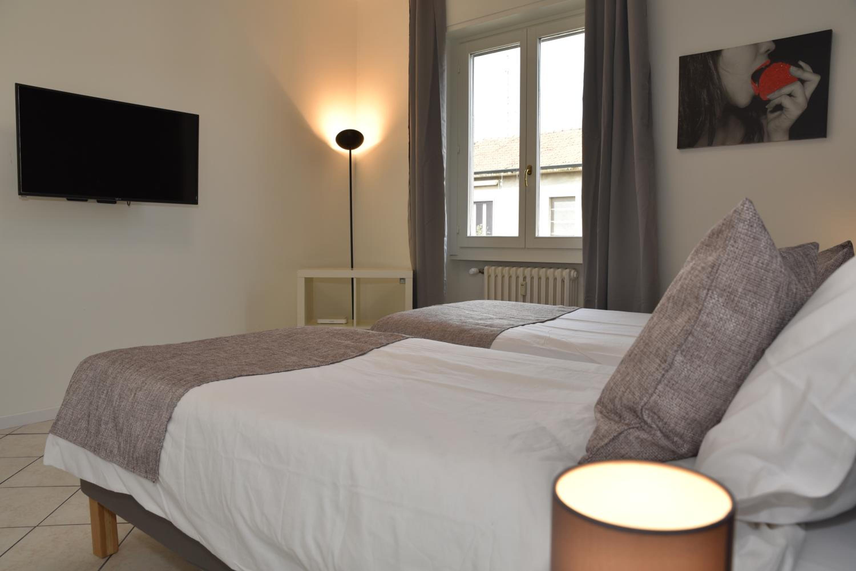 Two-Bedroom Apartment - Photo 10