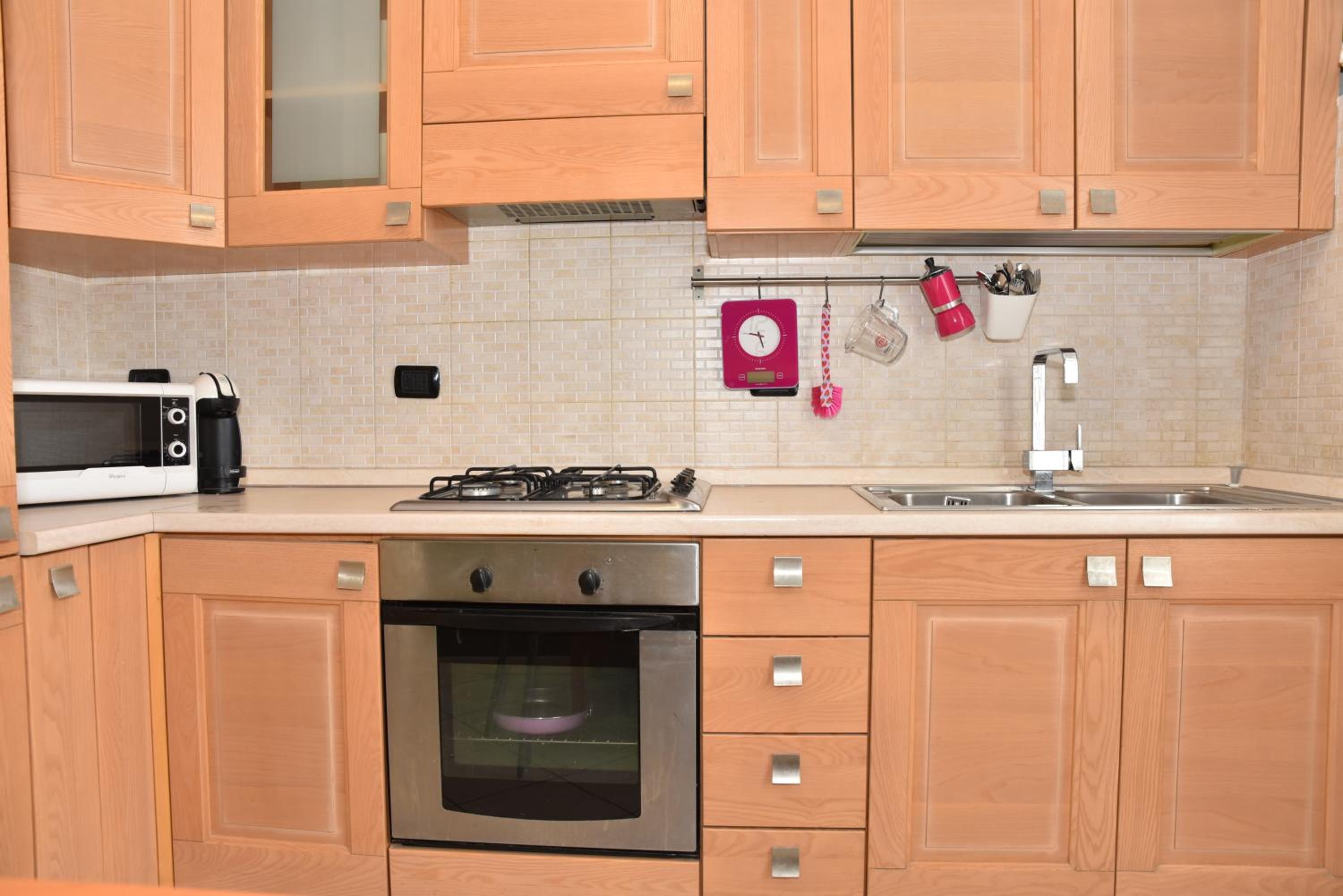 Two-Bedroom Apartment - Photo 7