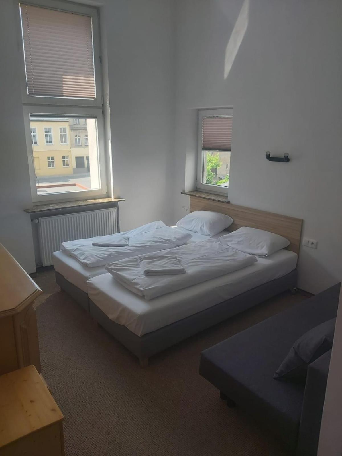 Standard Double Room - Photo 1
