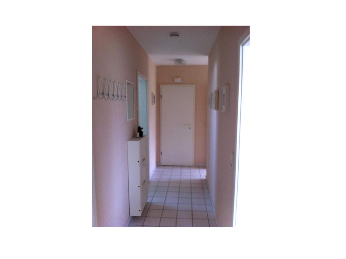 Apartment with Lake View photo 2