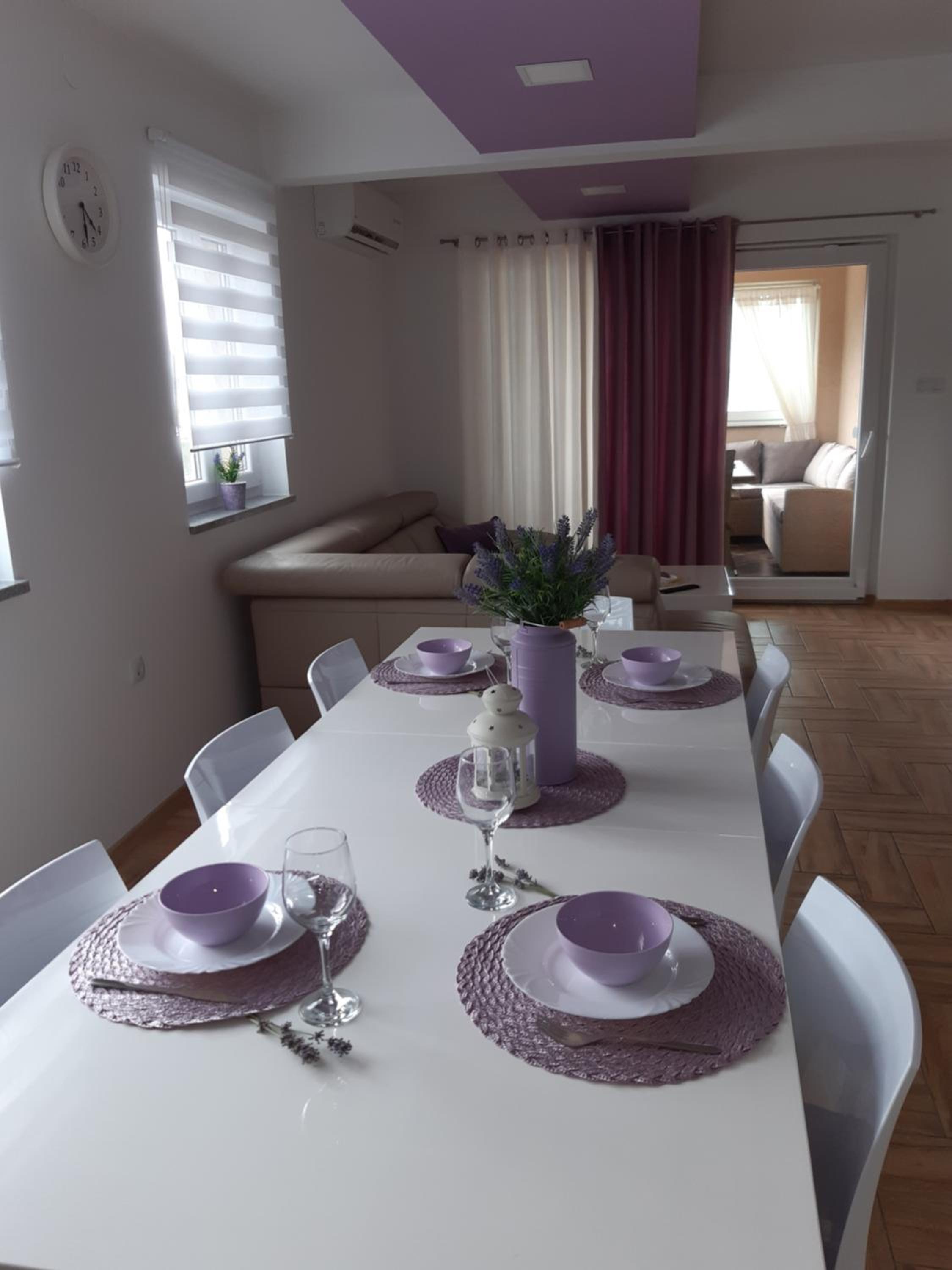 Apartment with Sea View - Photo 29