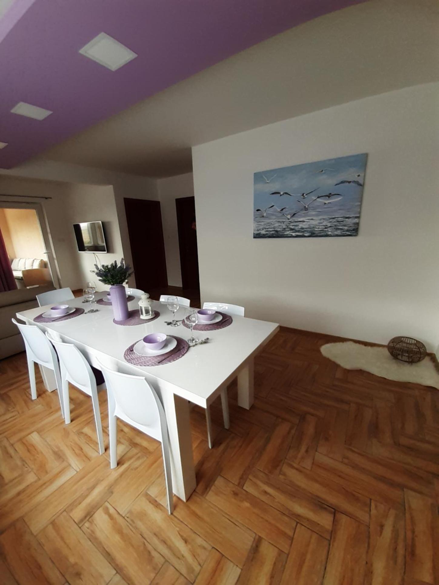 Apartment with Sea View - Photo 37