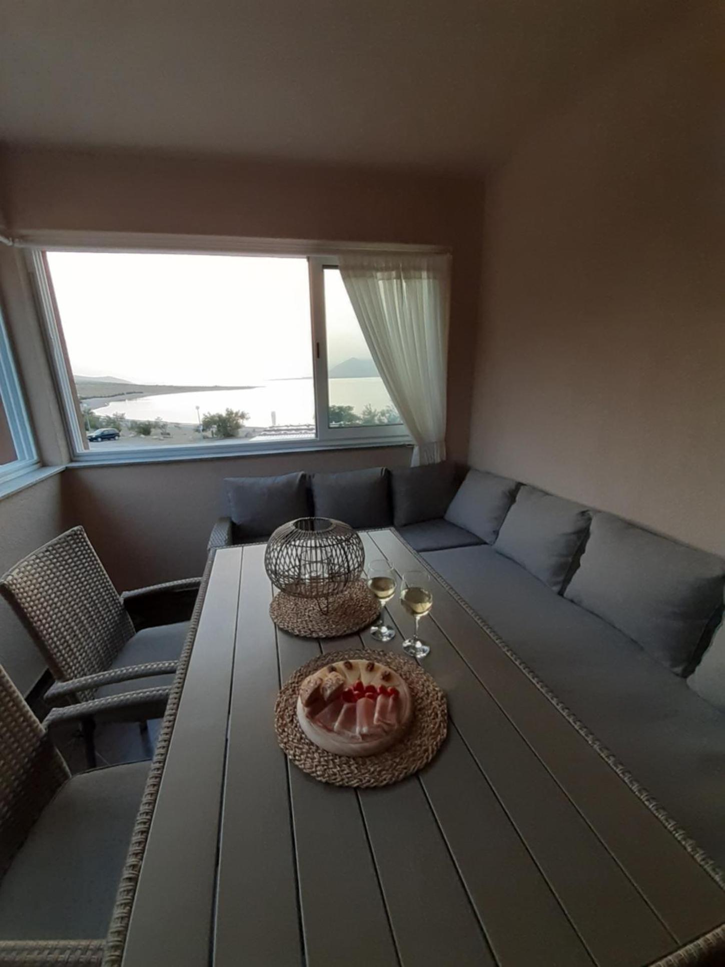Apartment with Sea View - Photo 36