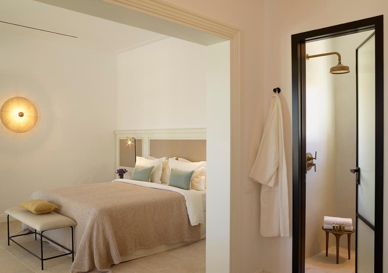 Two Bedroom Villa with Private Heated Pool Sea View - Photo 8