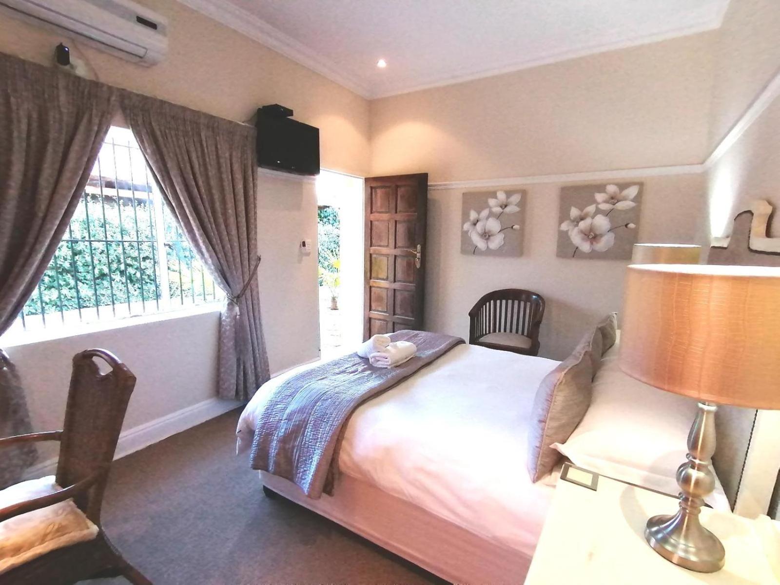 Standard Double Room - Photo 5