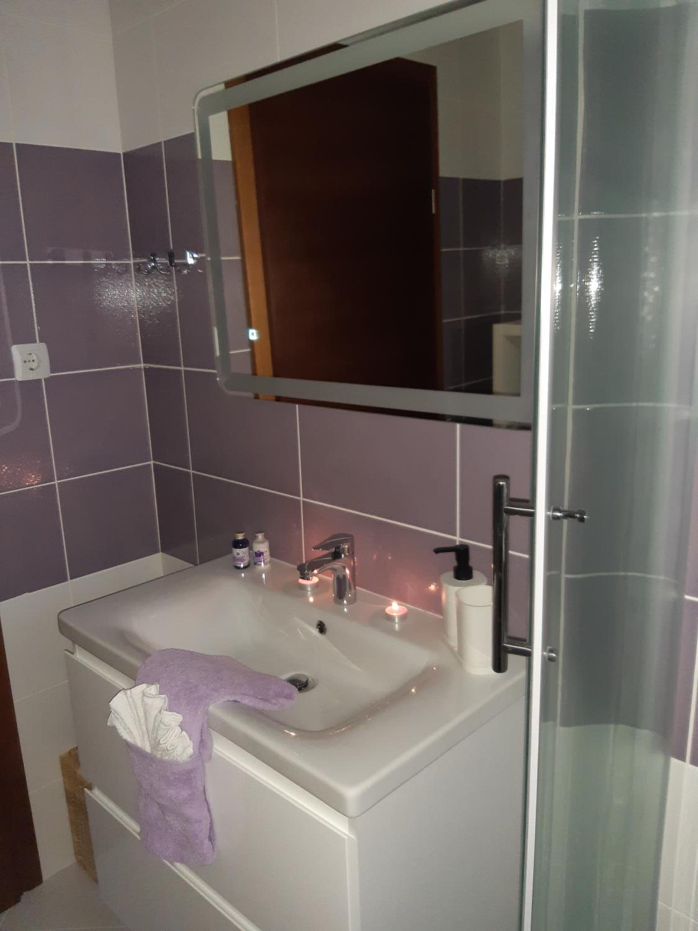 Apartment with Sea View - Photo 40