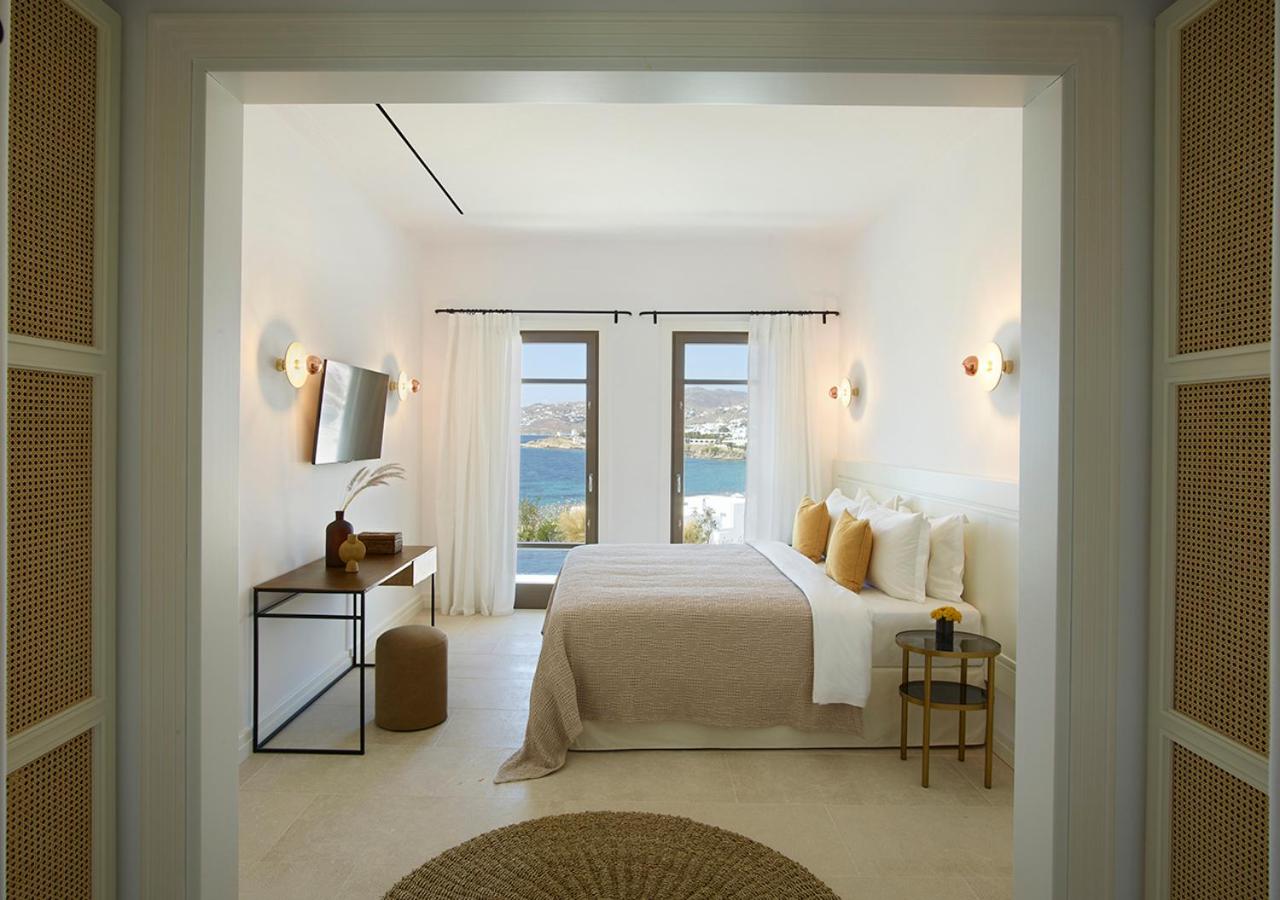 Three Bedroom Villa with Private Heated Pool Sea View - Photo 7