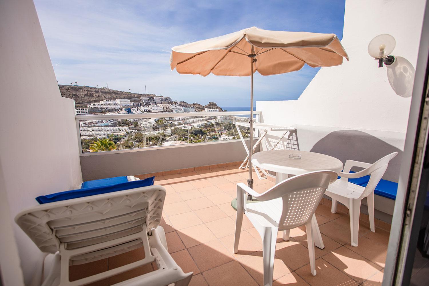 Studio with Partial Sea View (2 Adults) - Photo 12