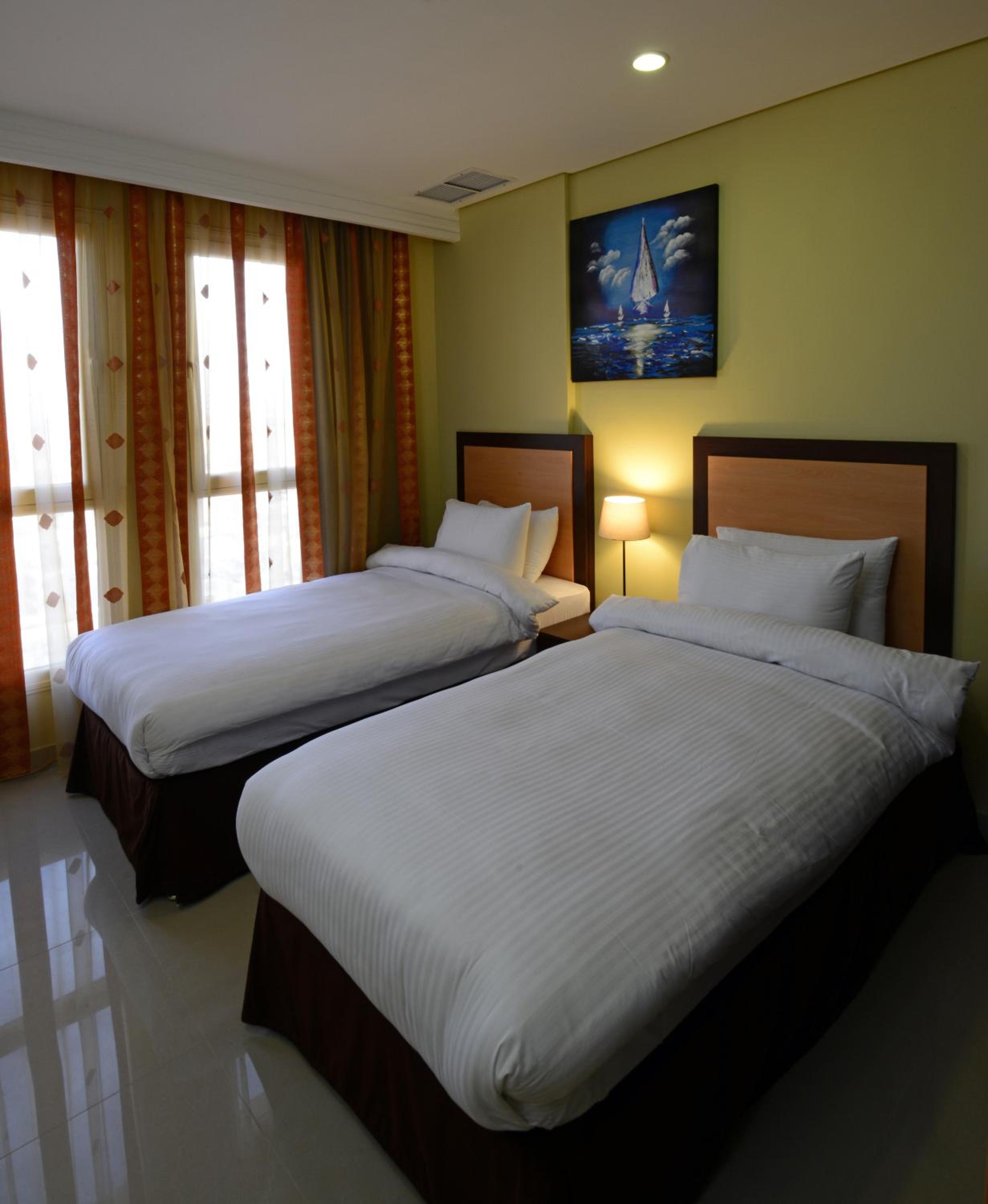 Two-Bedroom Apartment - Photo 2