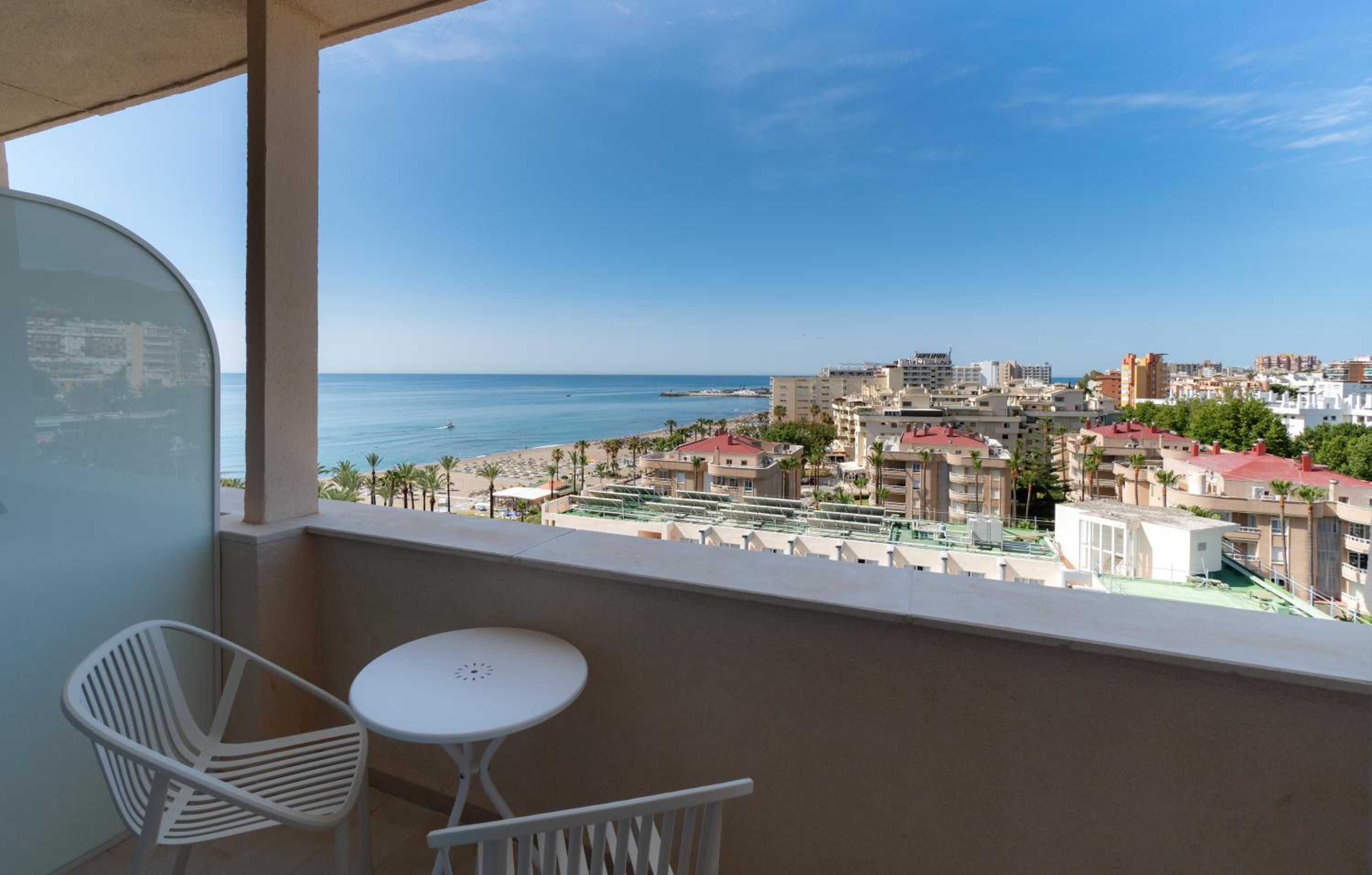 Superior Club with Sea View (2 Adults) - Photo 6
