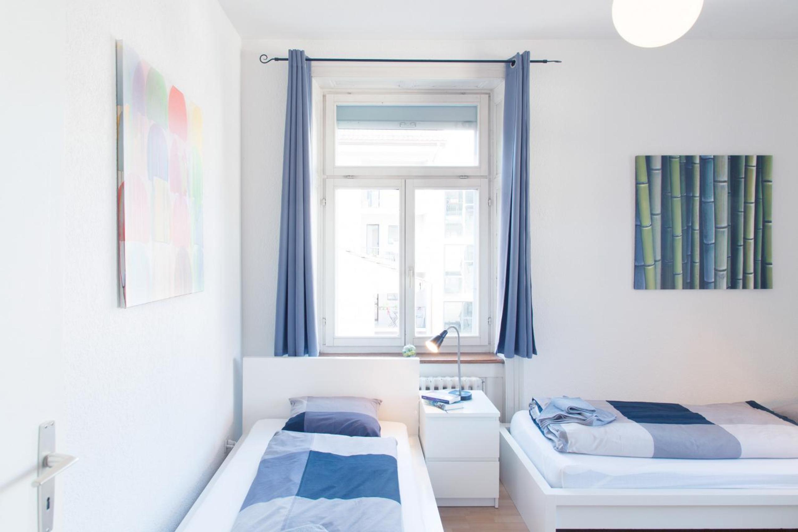 Two-Bedroom Apartment - Photo 7