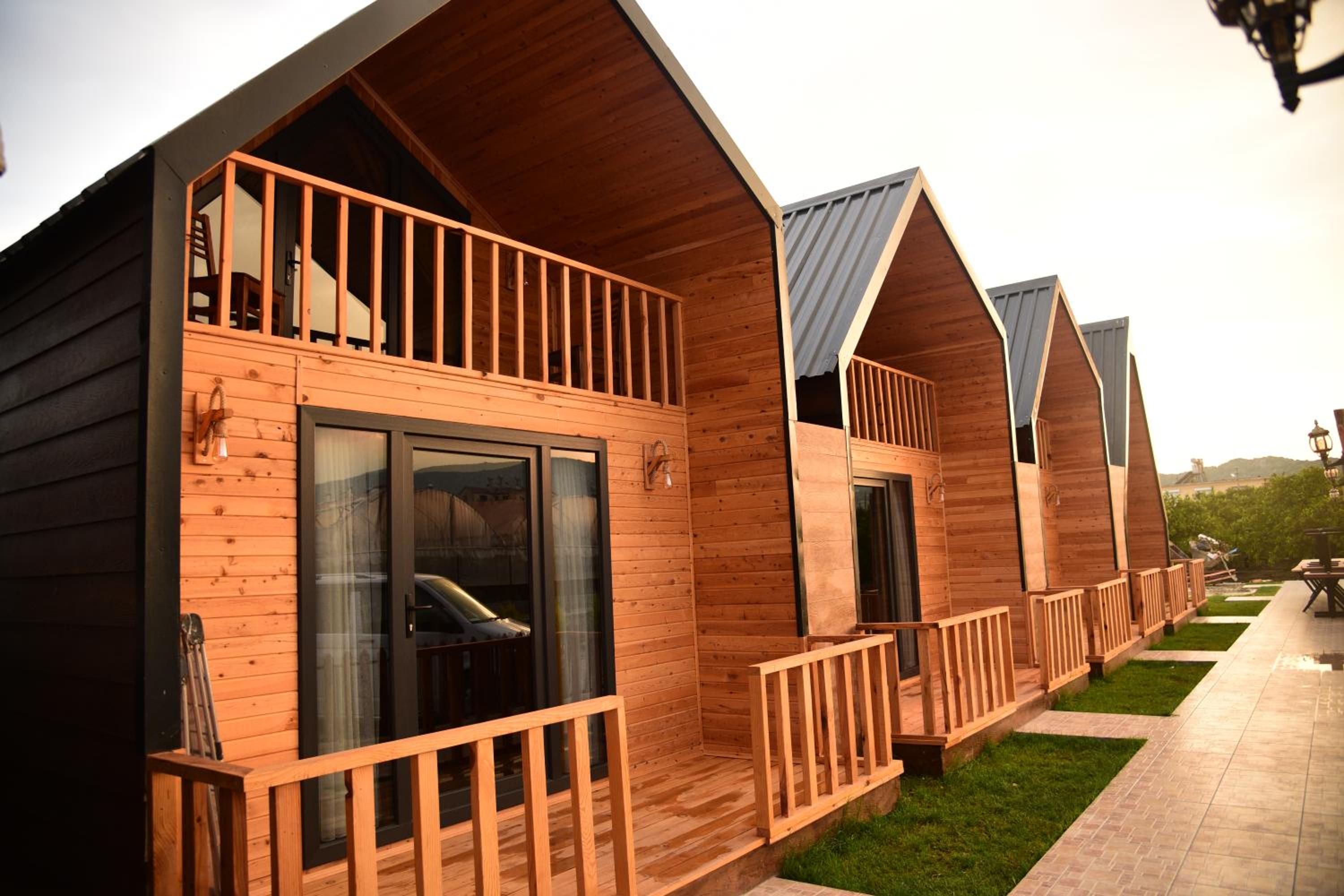 Bungalow - Photo 2