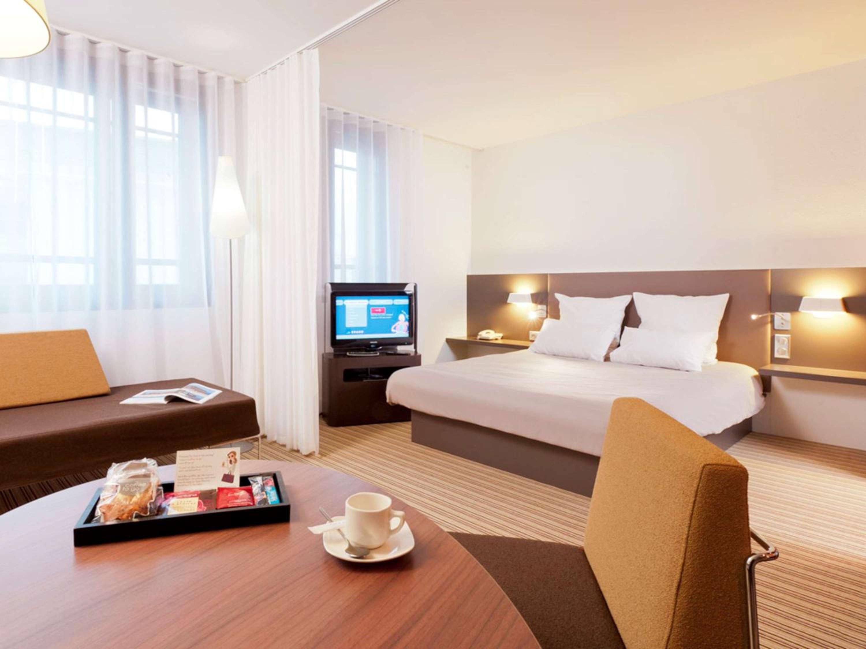 Superior Suite with queen bed and a single bed  - Photo 5