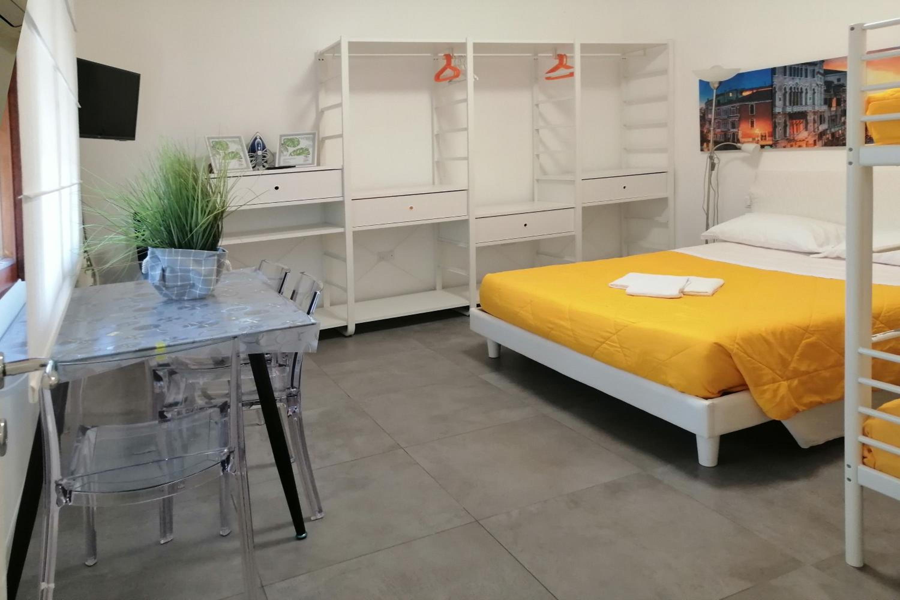 Chambre Familiale avec Salle de Bains