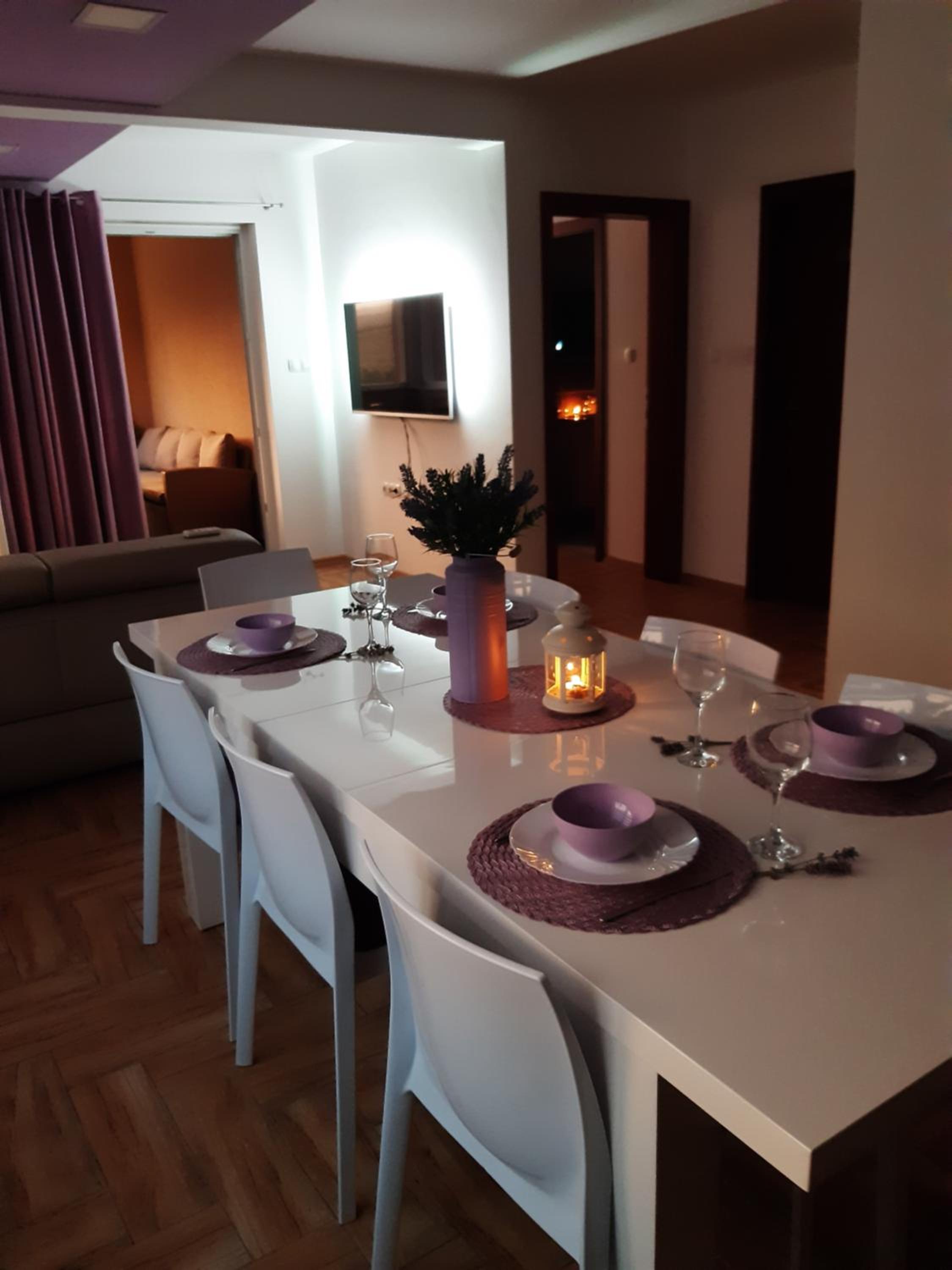 Apartment with Sea View - Photo 11