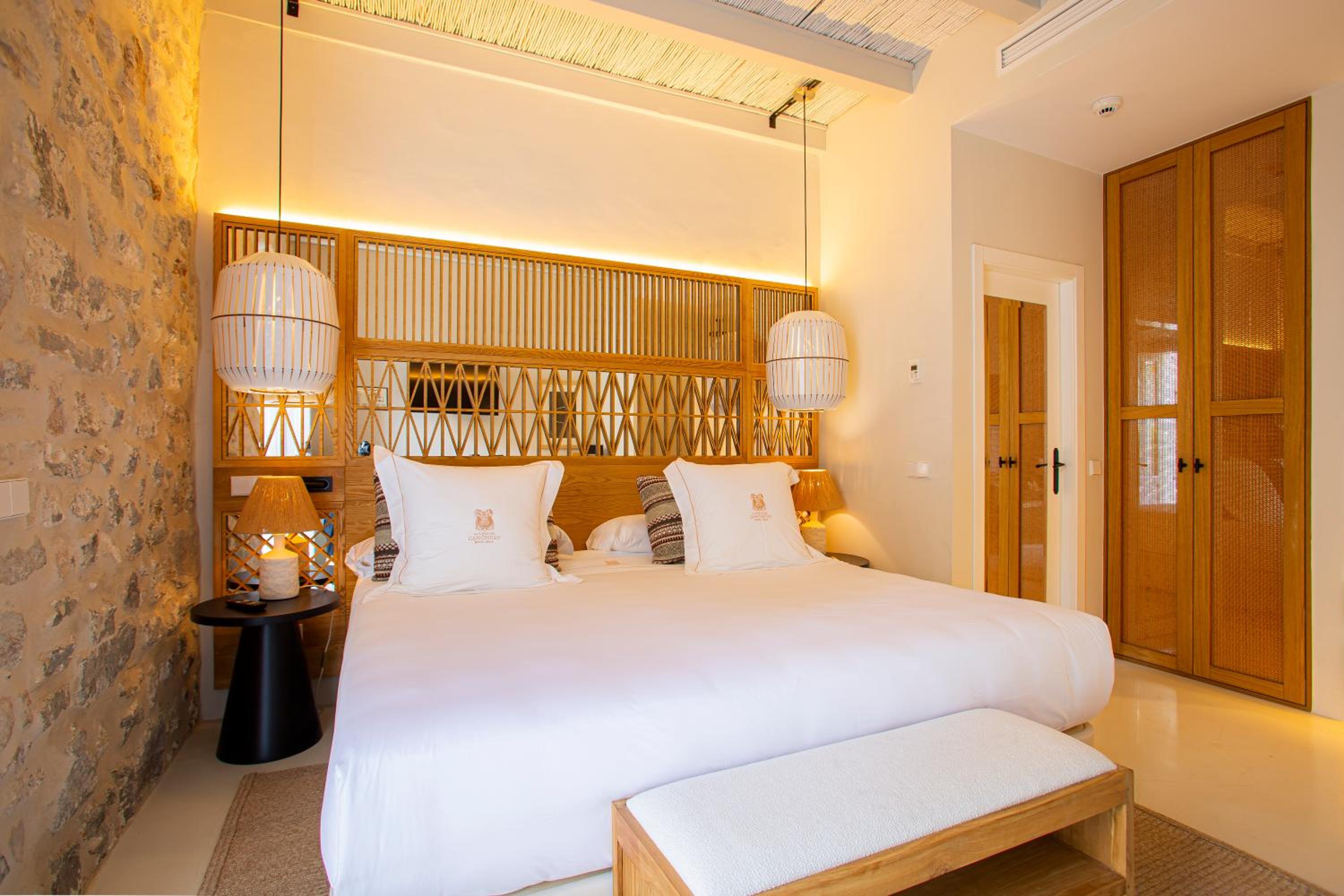 Standard Double Room - Photo 5