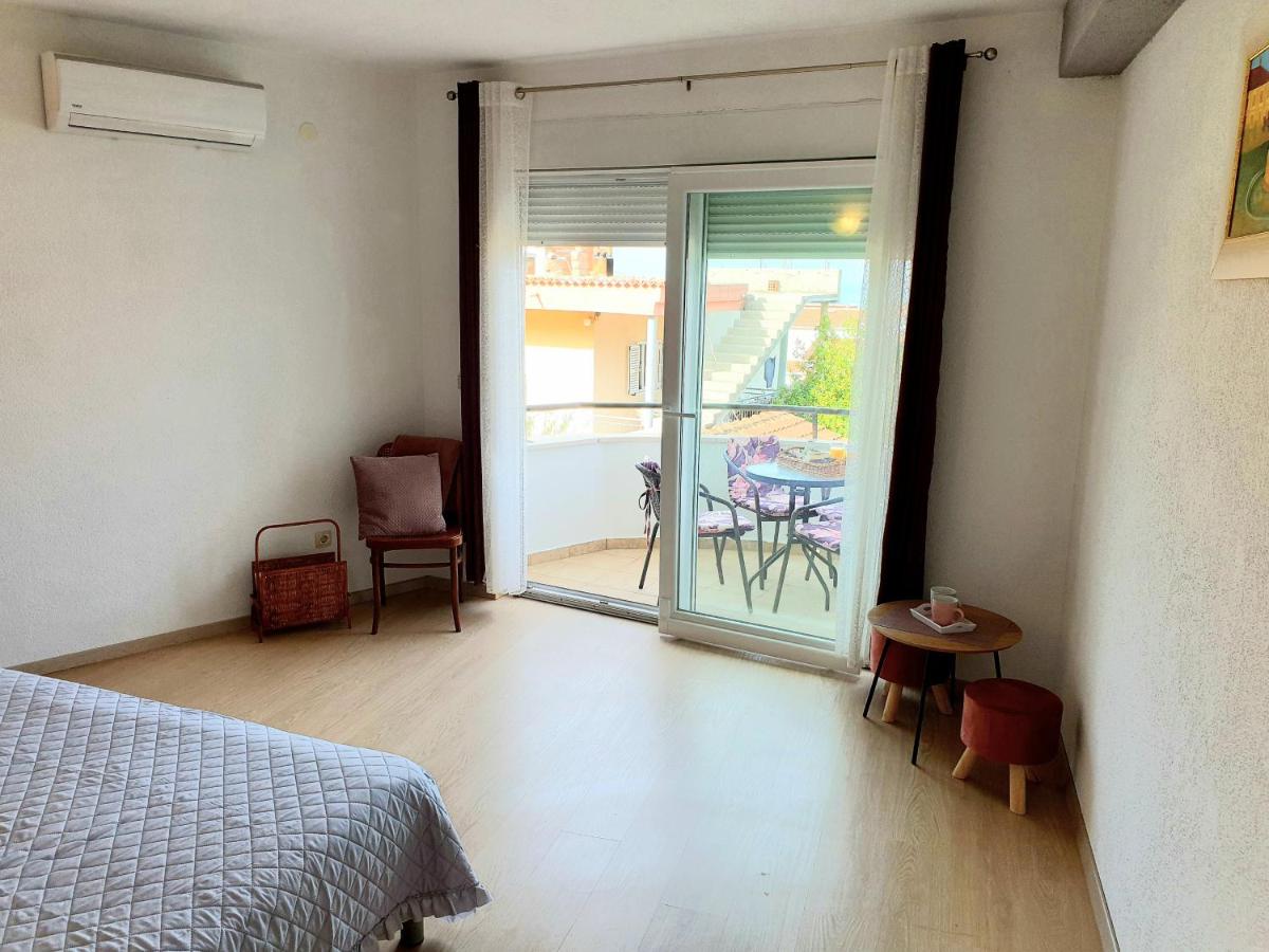 Apartment with Sea View photo 3