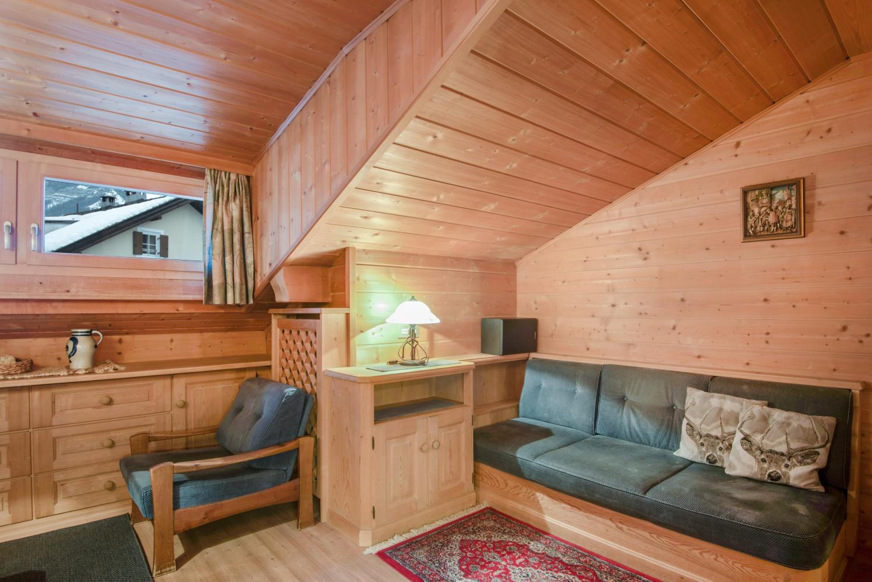 Two-Bedroom Deluxe Apartment with Balcony photo 1