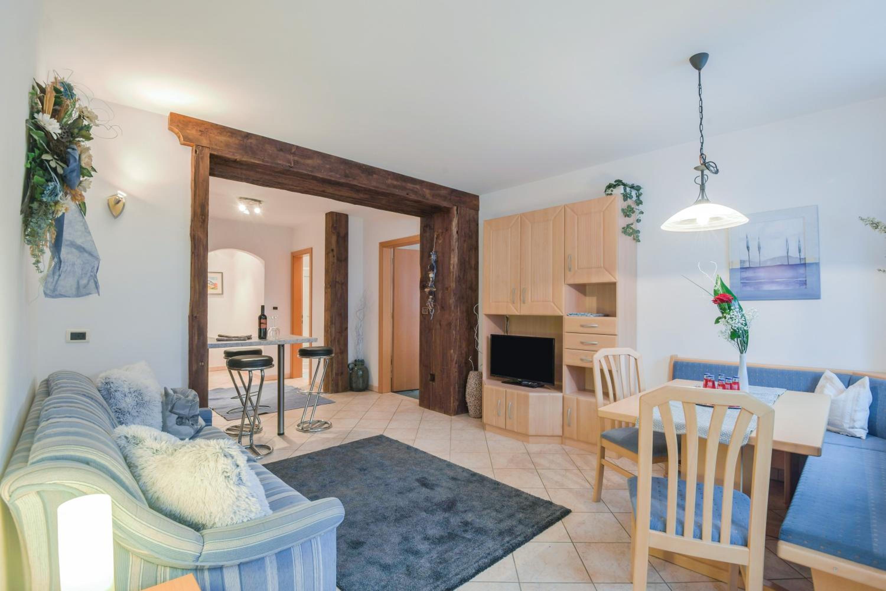 One-Bedroom Apartment with Garden photo 1