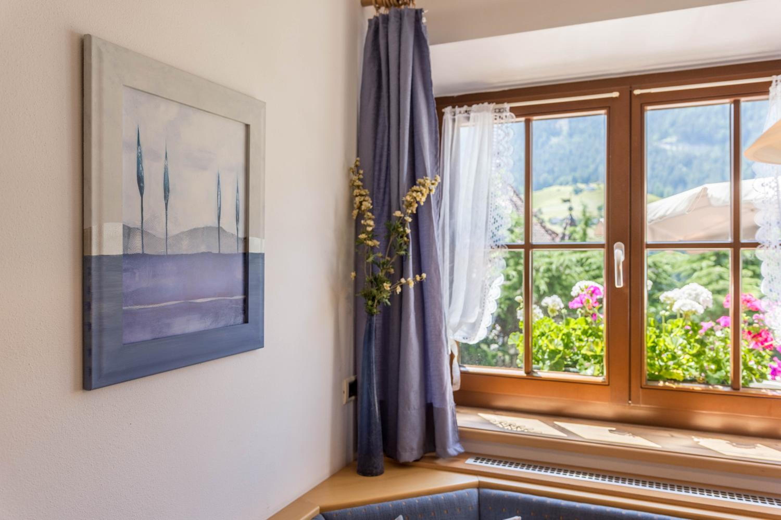 One-Bedroom Apartment with Garden photo 3