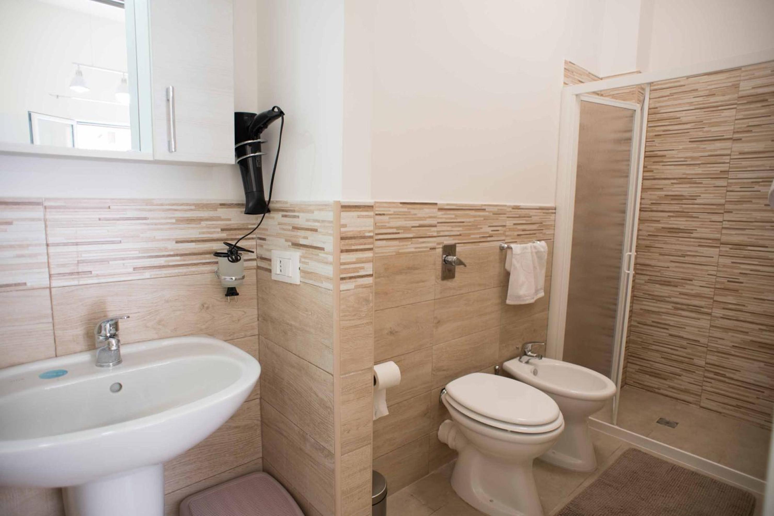 Triple Room - Photo 3