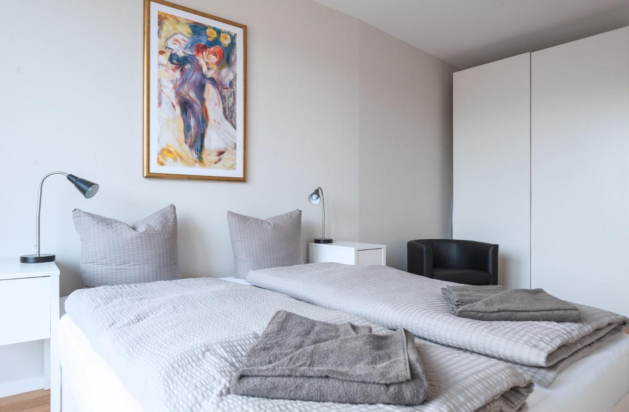 Two-Bedroom Apartment with Balcony D photo 2