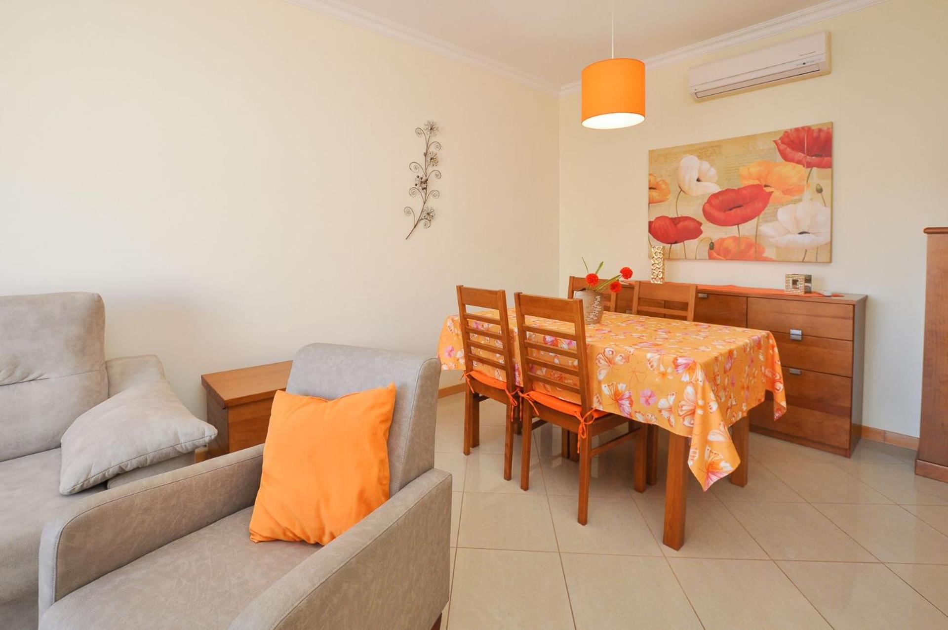 One-Bedroom Apartment with Sea View - Photo 33