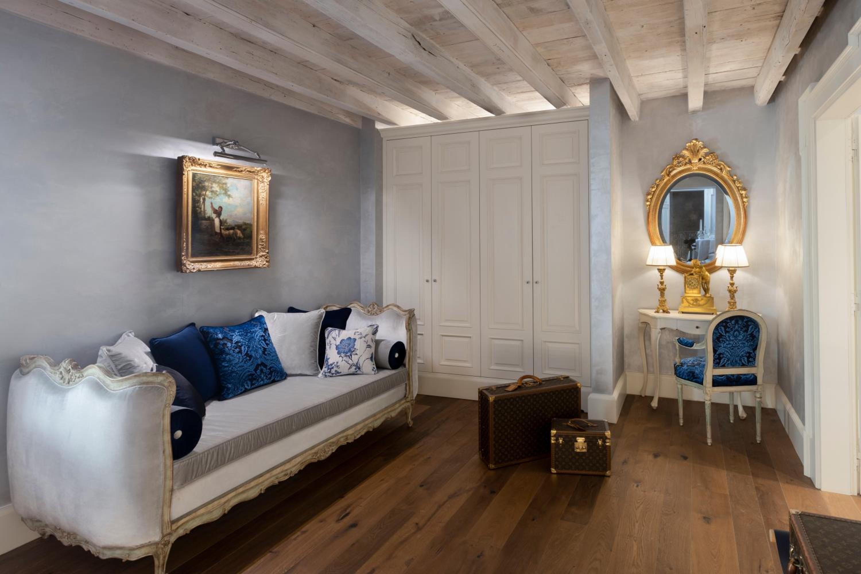 Suite with Terrace - Photo 2