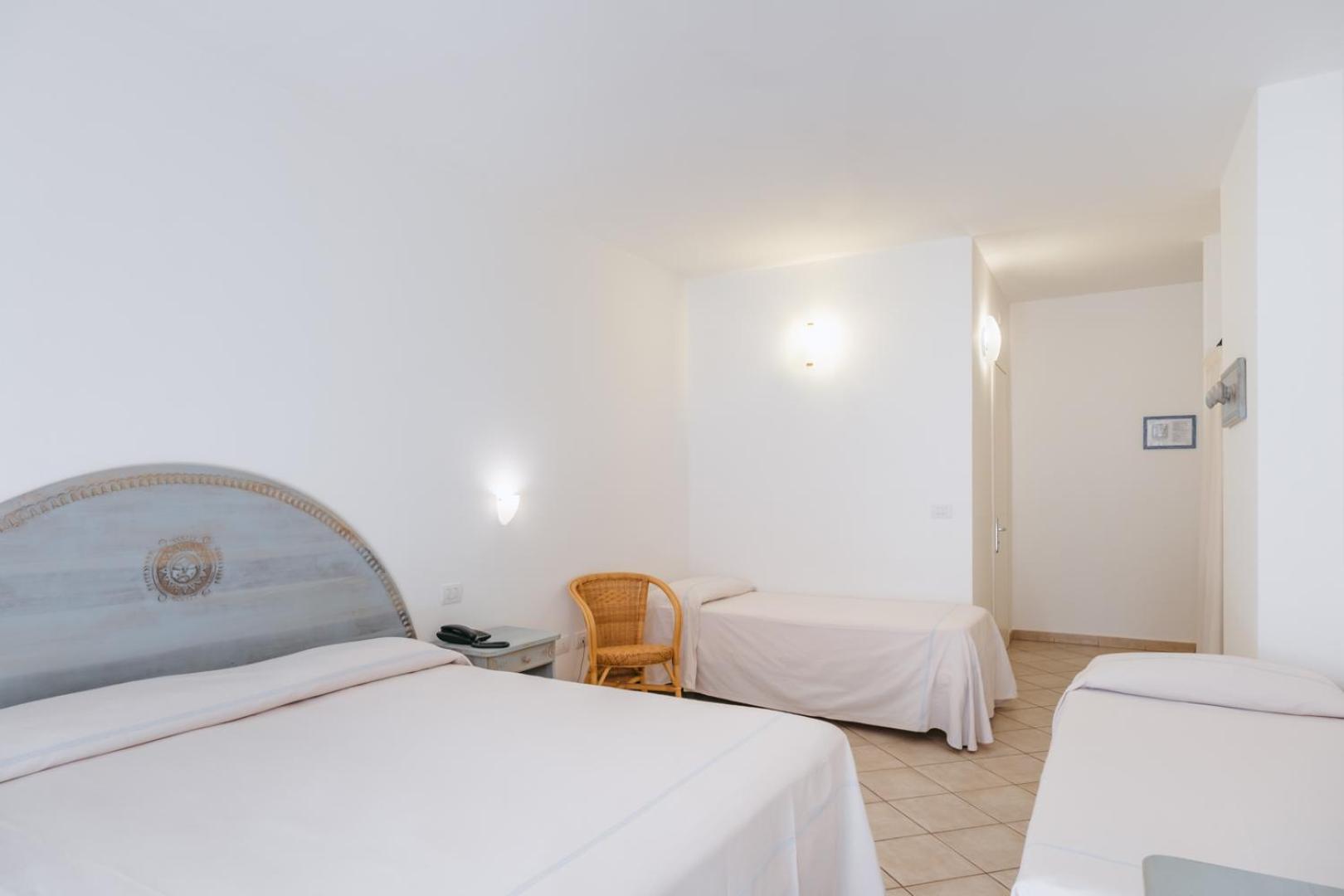 Quadruple Room - Photo 1