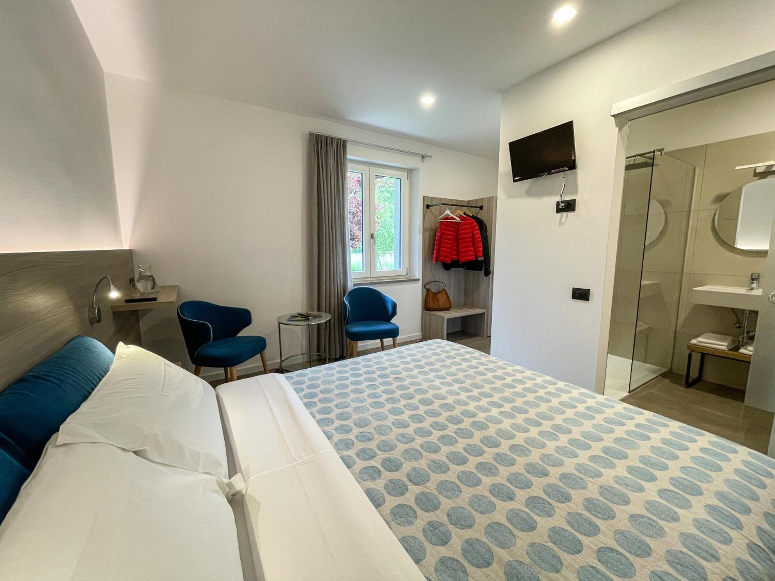 Double Room with Garden View - Photo 4